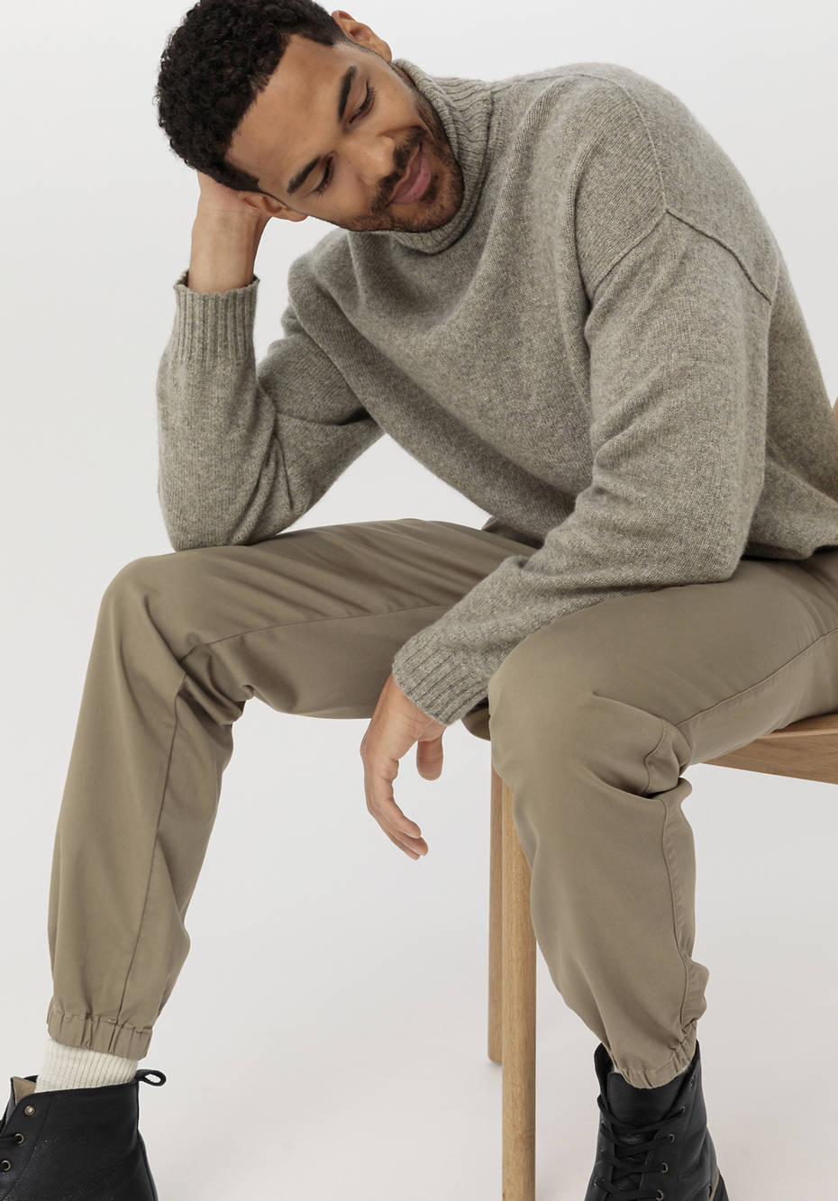 Joggpants Enea Regular aus Bio-Baumwolle