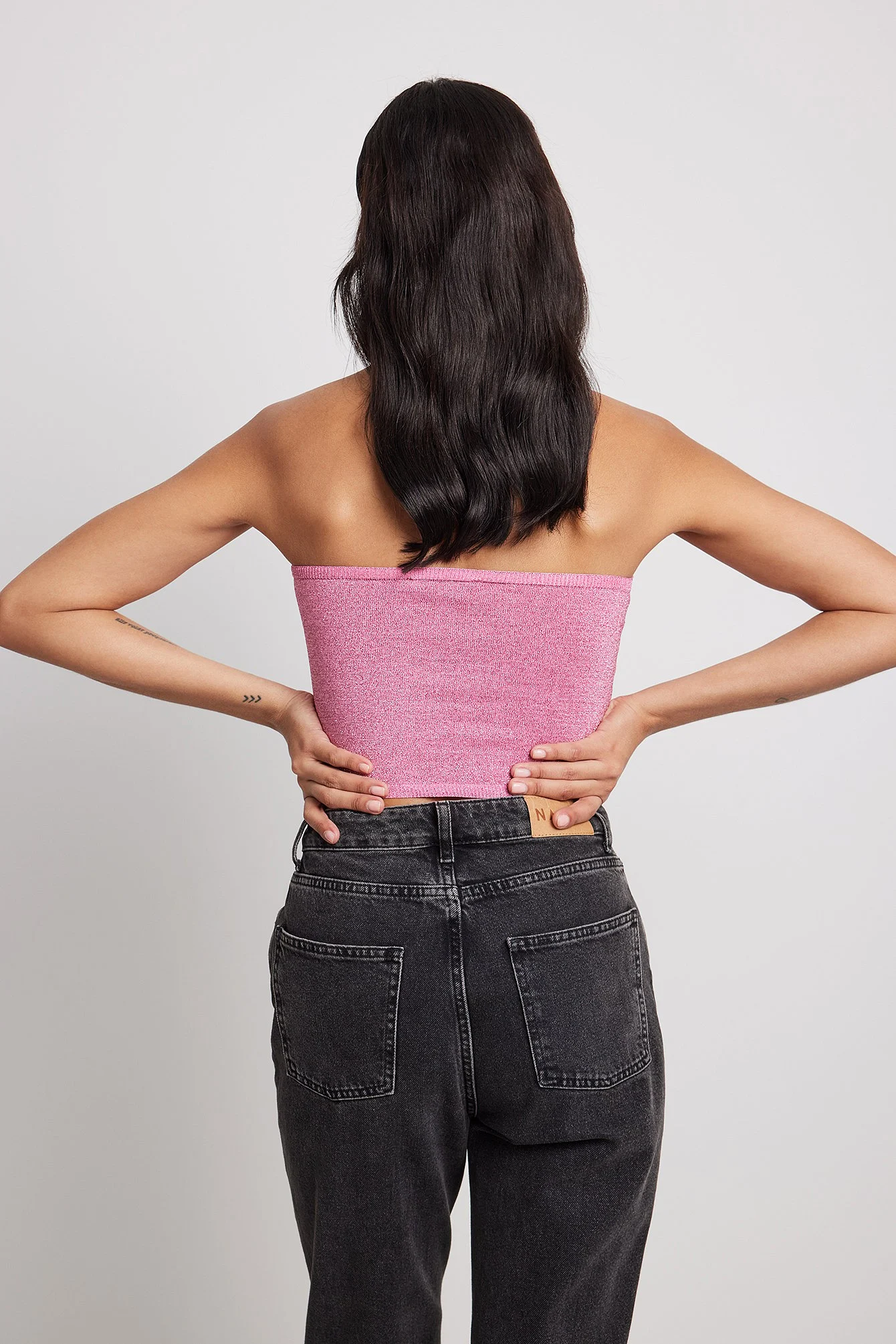 Bandeau-Oberteil aus Glitzerstrick