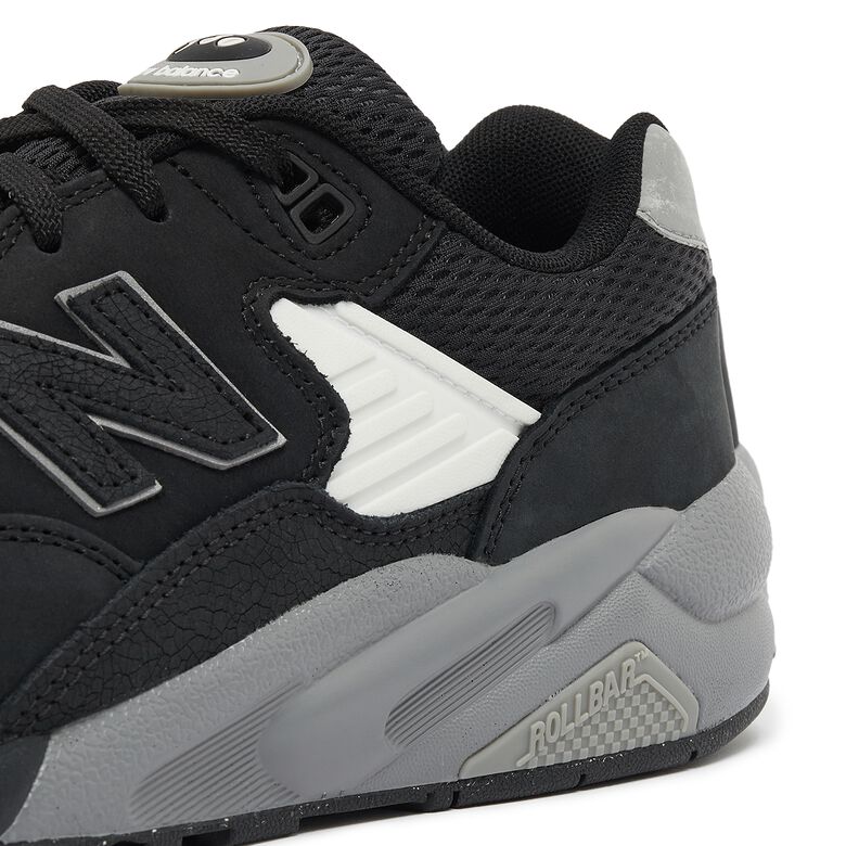 New Balance MT580MDB black