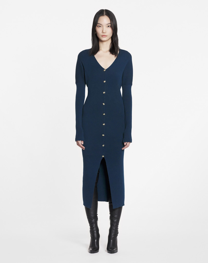 ROBE LONGUE DÉCOLLETÉE EN MAILLE