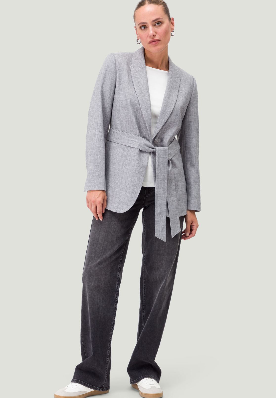 Blazer mit Bindegürtel