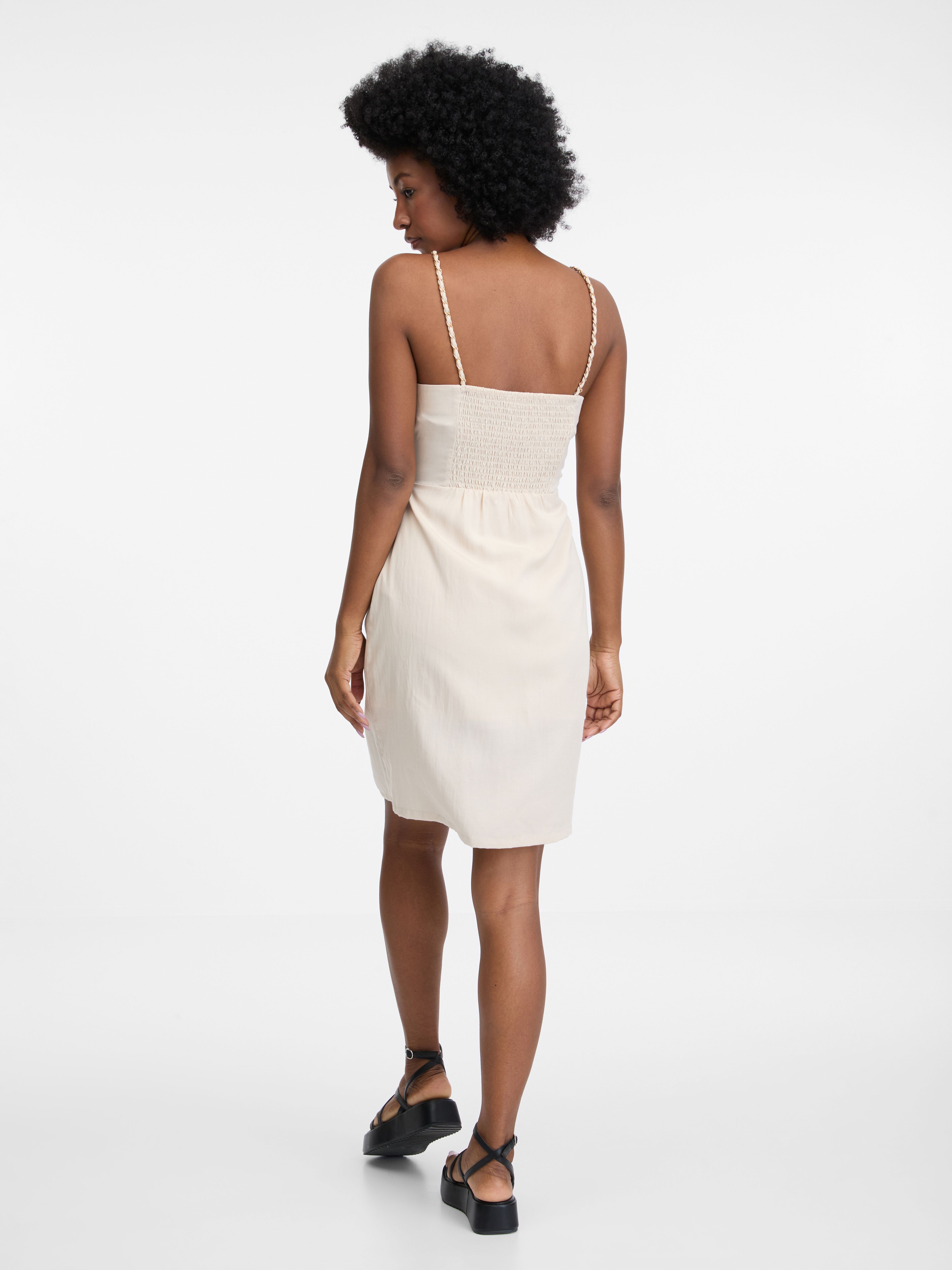 Beigefarbenes kurzes Damenkleid ORSAY