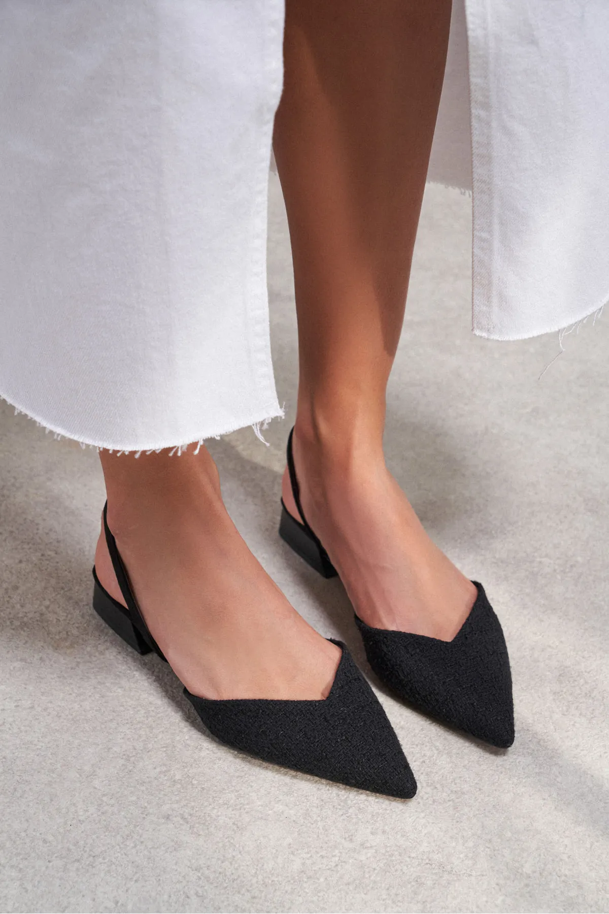 NİŞANTAŞI SHOES  Lorenzo Schwarzer Kelim-Ballerina für Damen mit spitzer Zehenpartie und elastischem Rücken