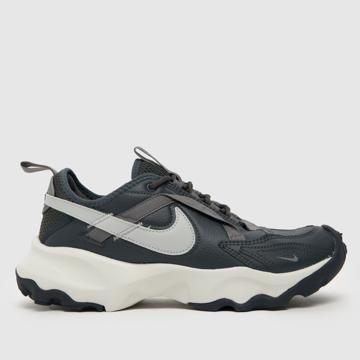 Nike tc 7900 träningsskor i svart och vitt