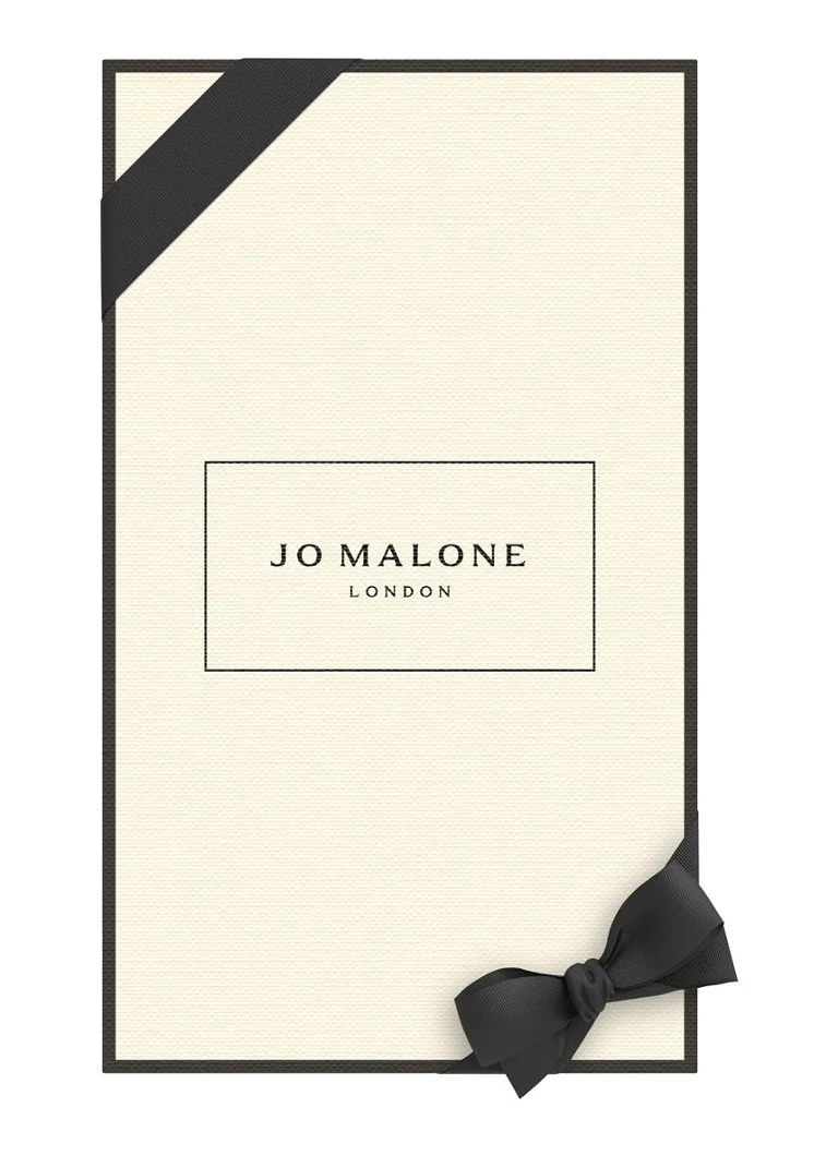Jo Malone London angļu bumbieru un frēzijas aromāti