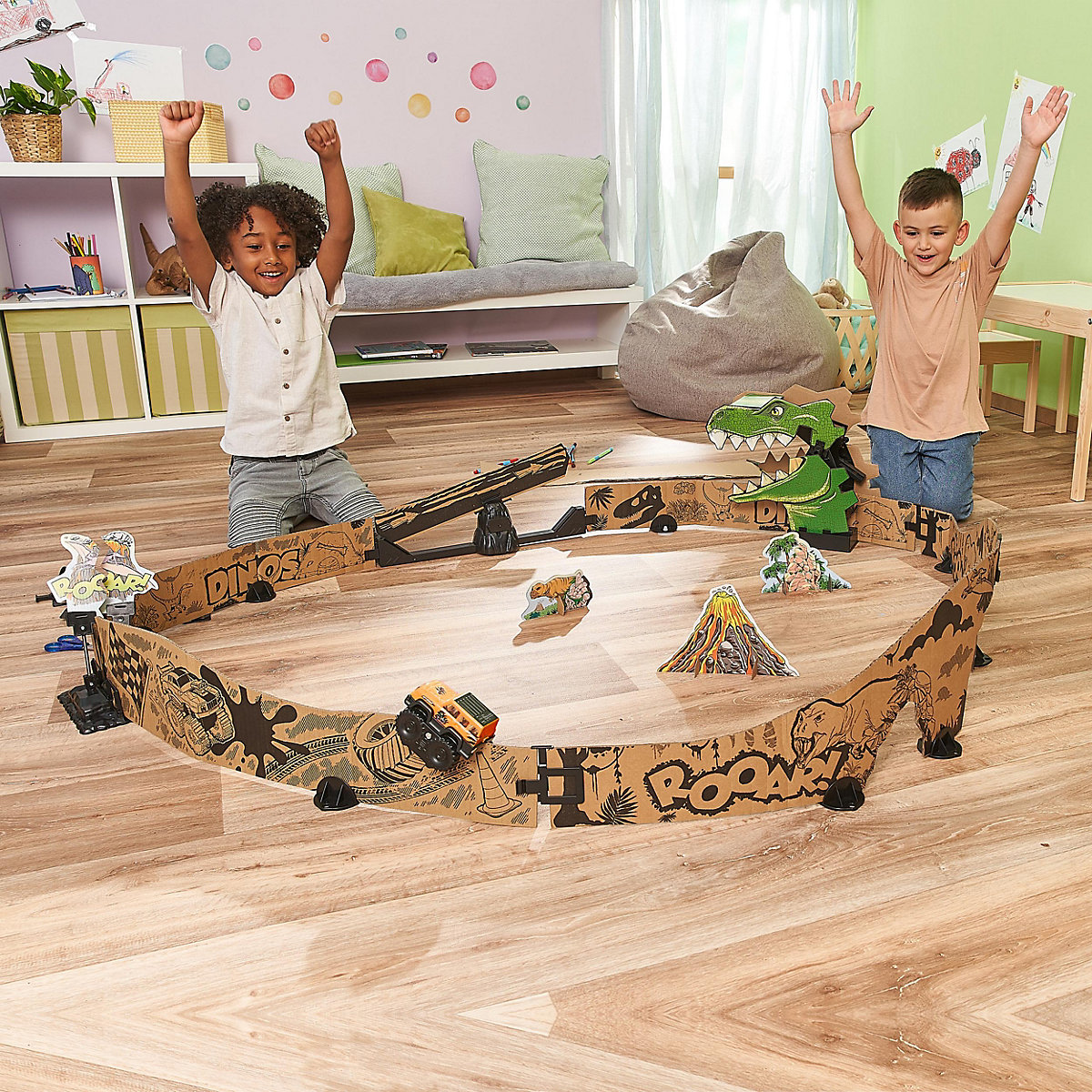 Car-Board Racers - Dino-Adventure Set