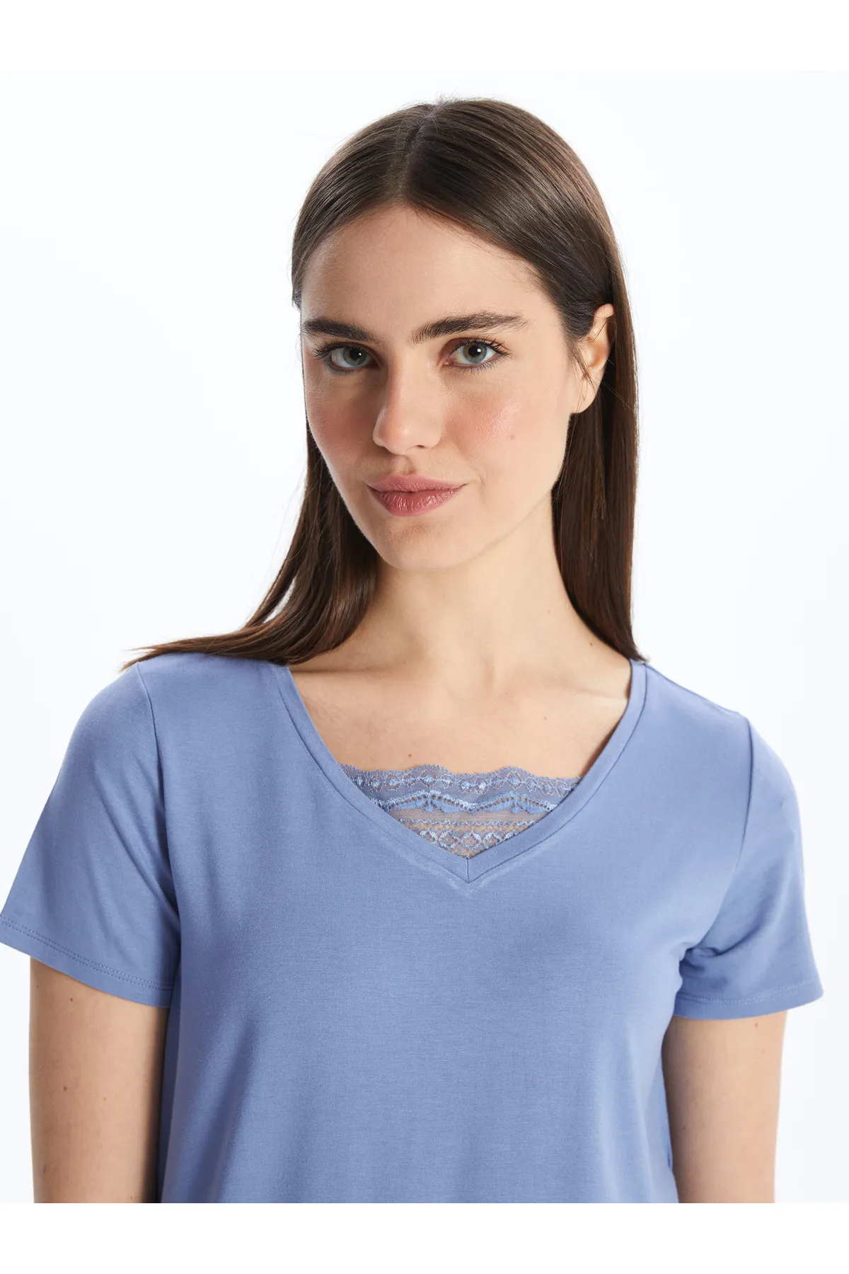 LC Waikiki  Einfarbiges, kurzärmliges Damen-Capri-Pyjama-Set mit V-Ausschnitt