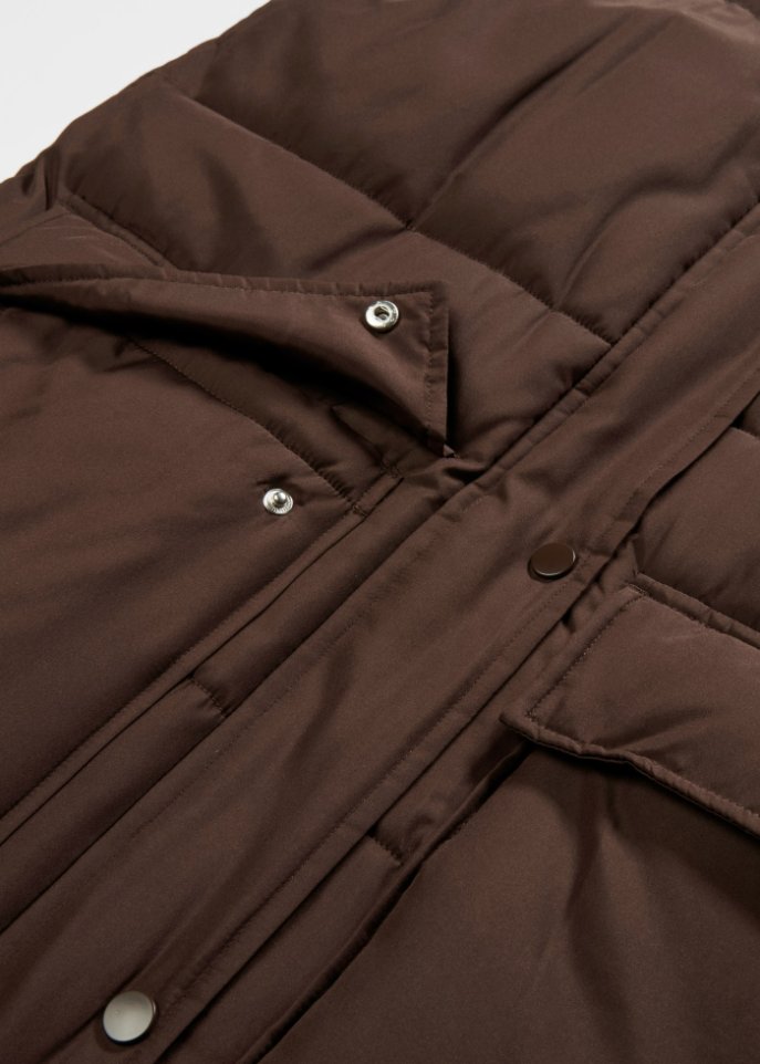 Wattierte Steppweste aus recyceltem Polyester mit abnehmbarer Kapuze