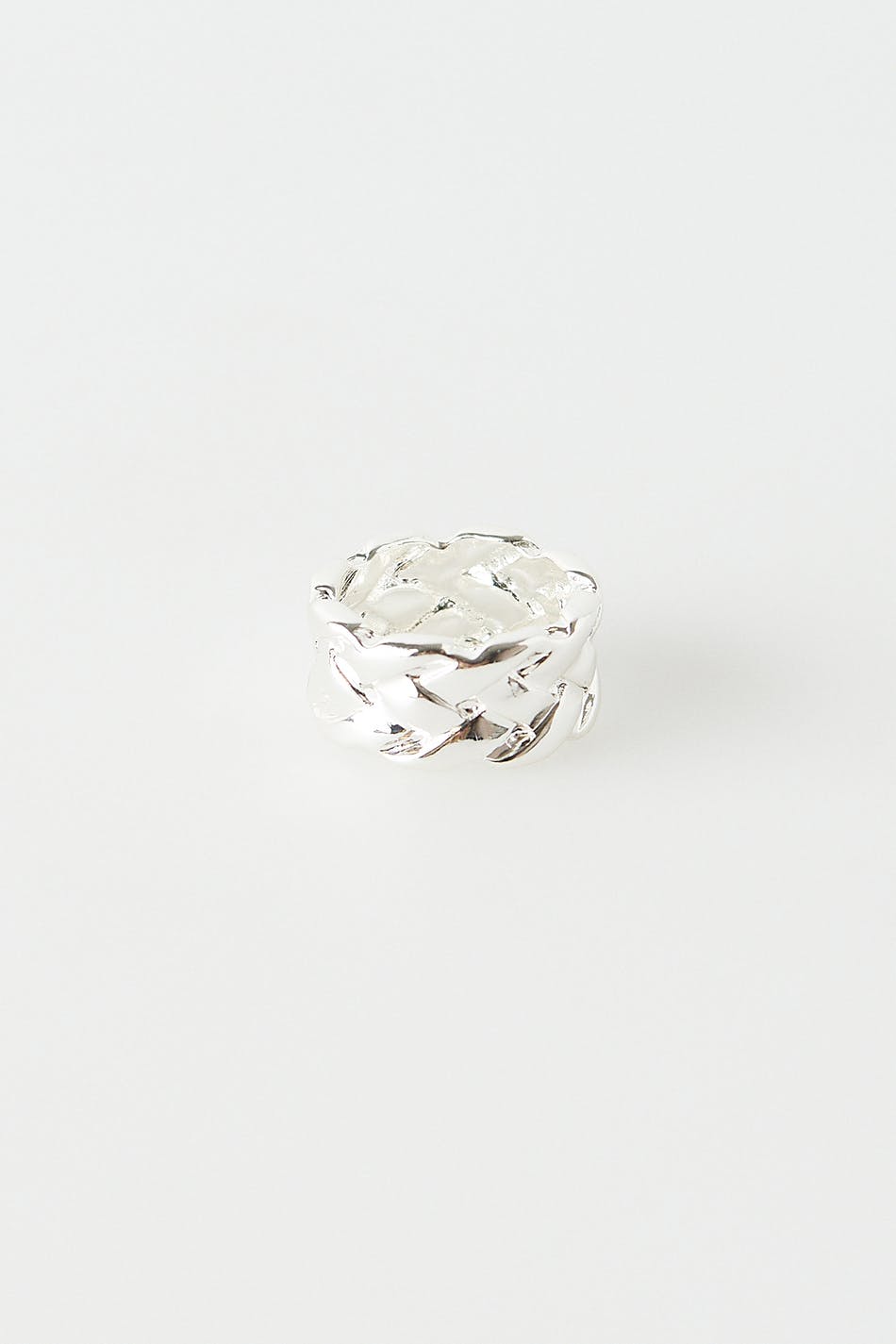 Alice ring