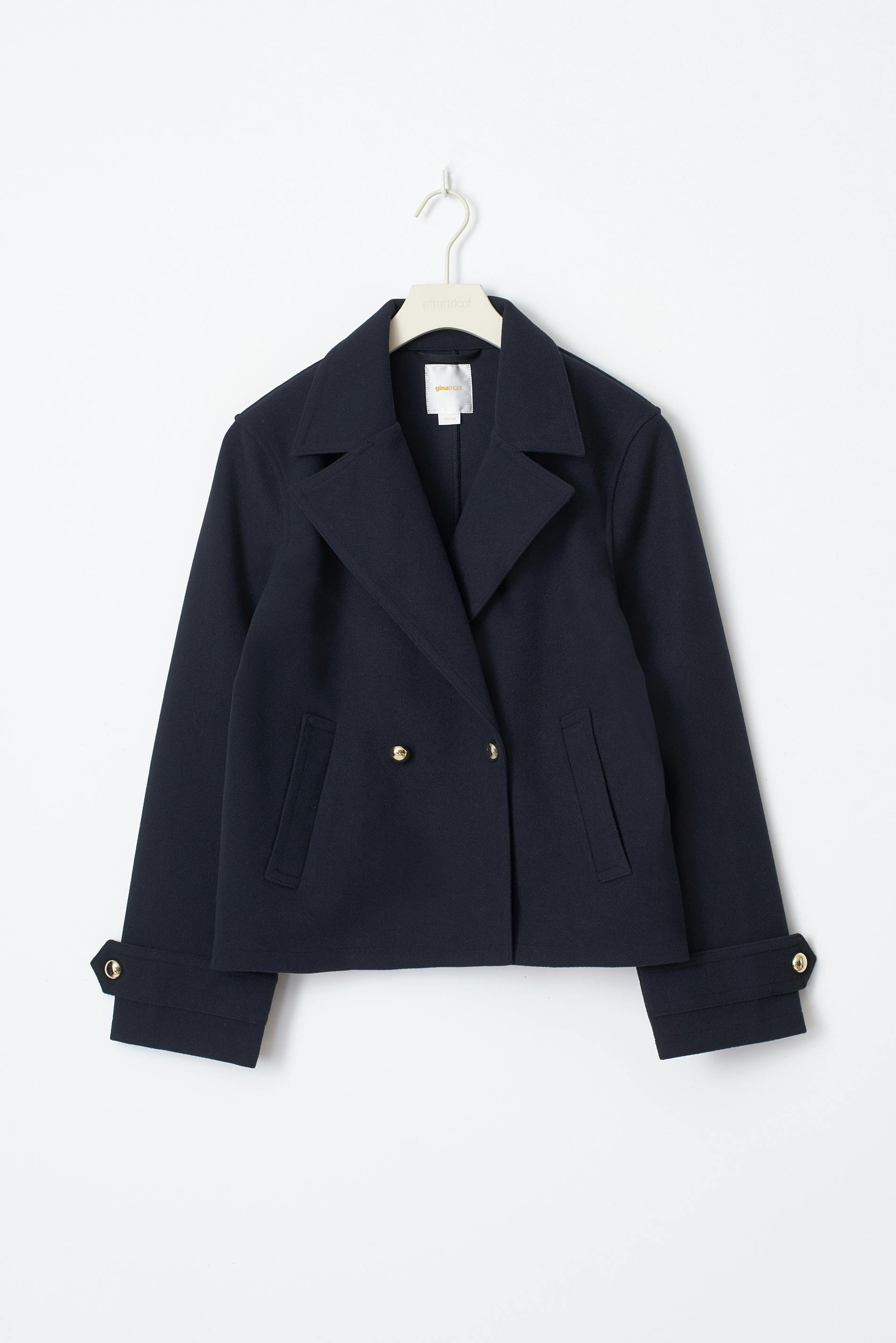 Y felt jacket