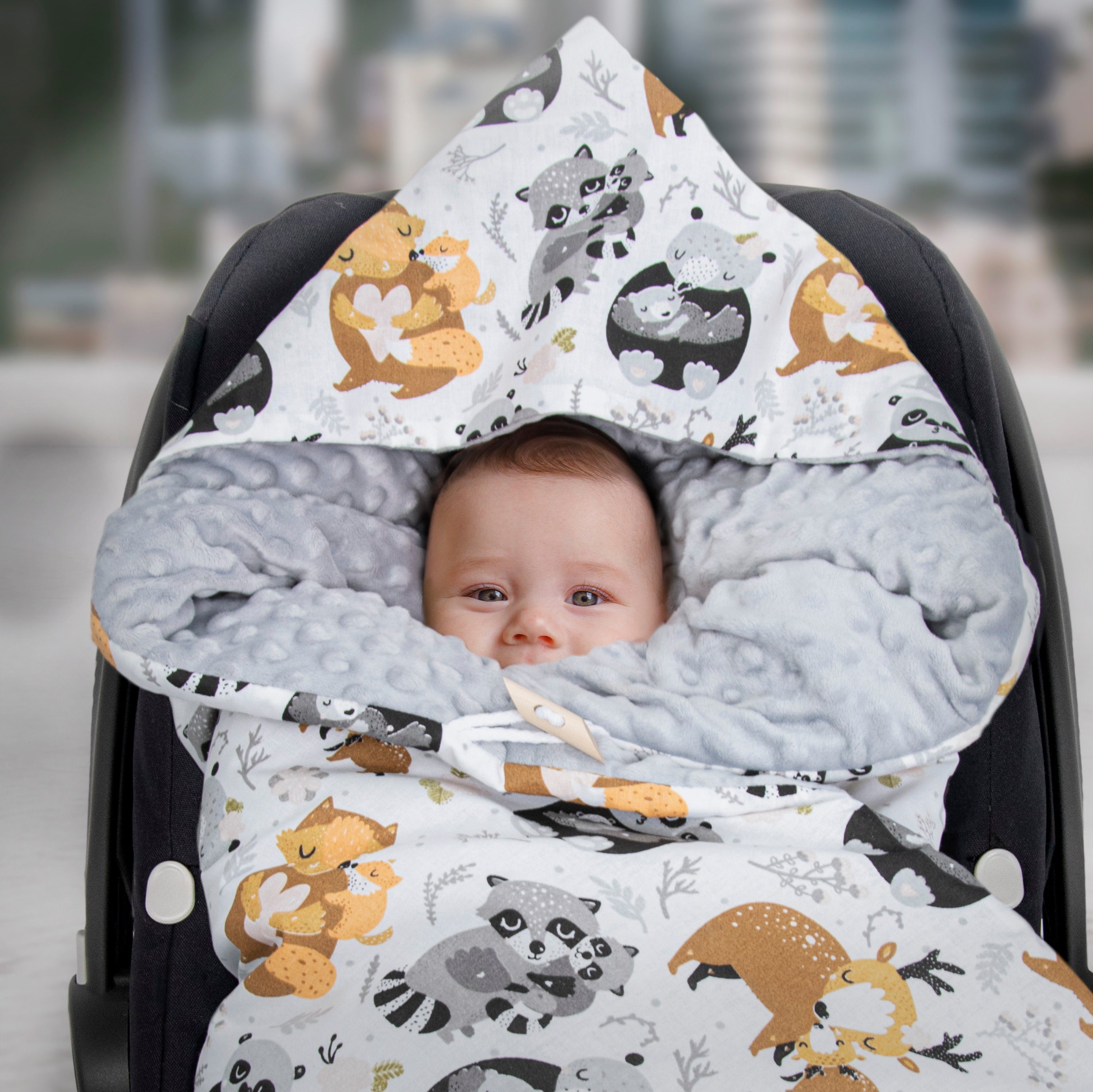 Einschlagdecke (Made in EU) Baby Babydecke, Fußsack, Kuscheldecke mit Kapuze, universal für Babyschale; Autositz; Buggy; Kinderwagen, ca. 90x90 cm, Amilian