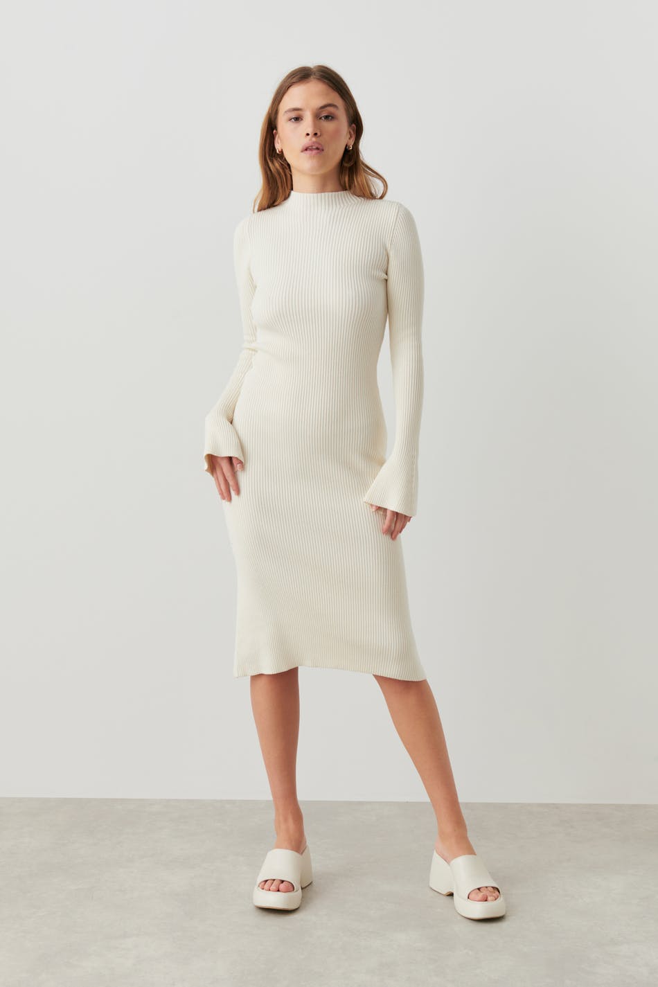 Midi knitted dress