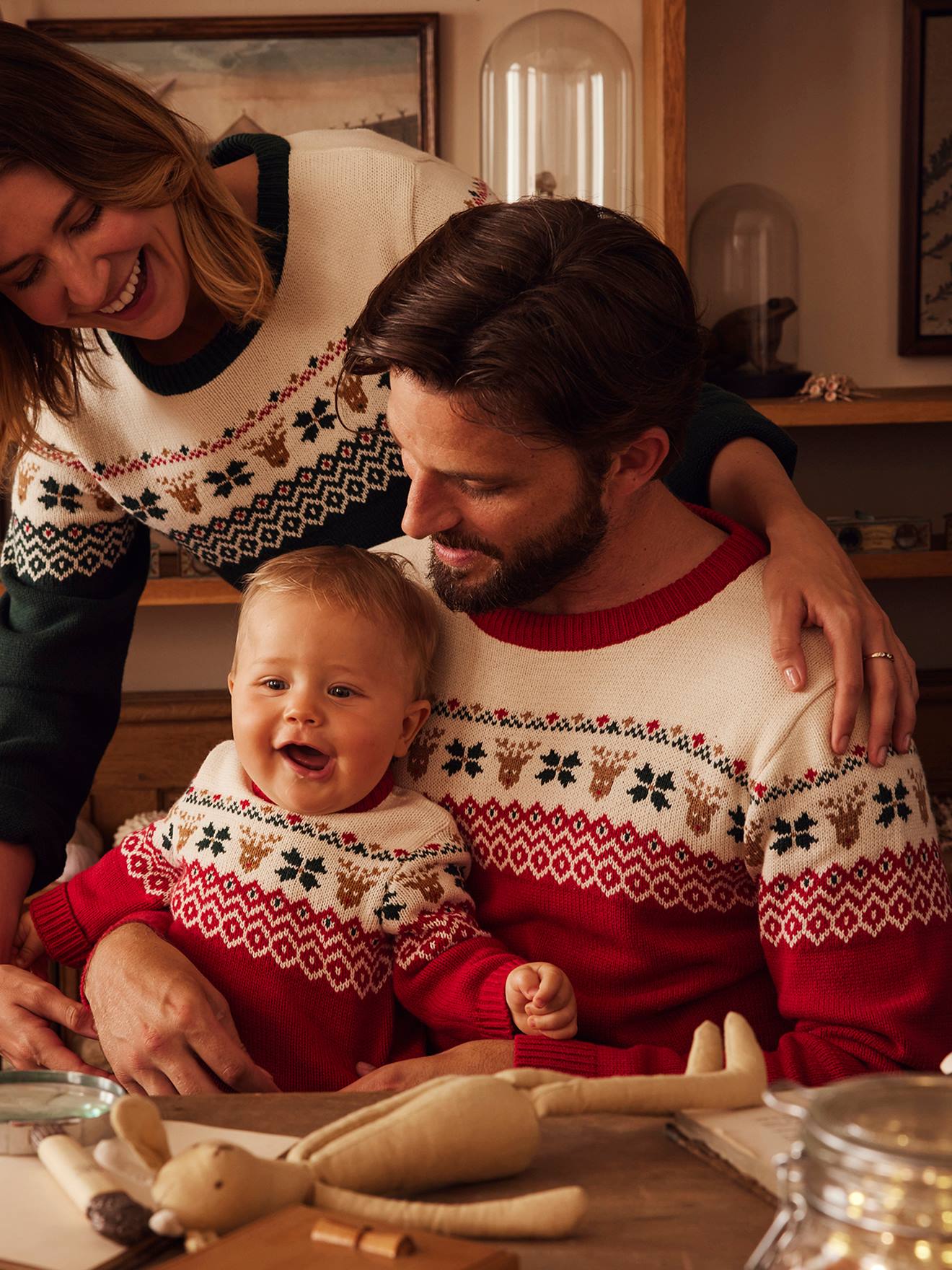 Pull de Noël adulte capsule famille motifs jacquard rouge