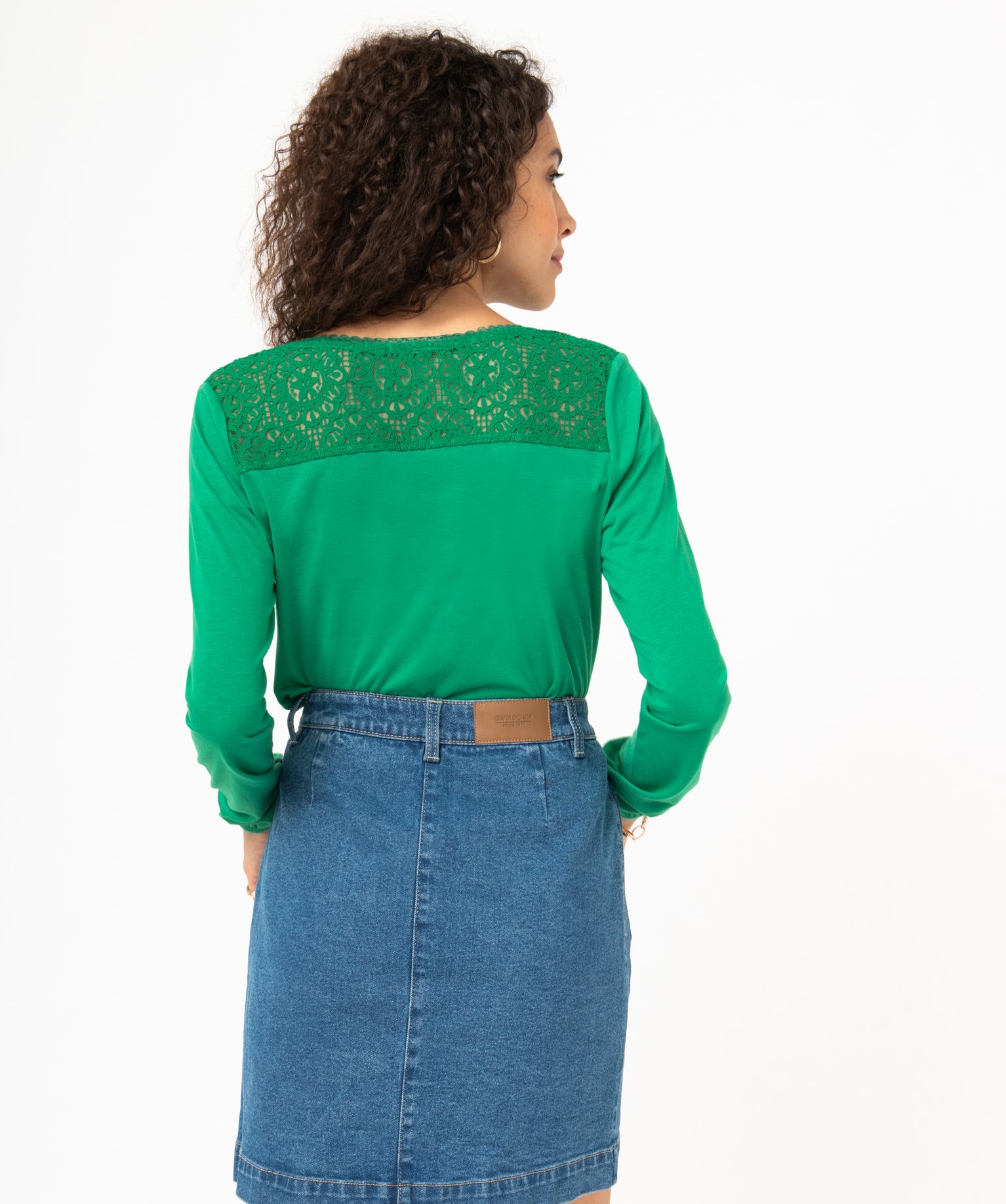 Tee-shirt à manches longues avec détails dentelle femme vert | GEMO