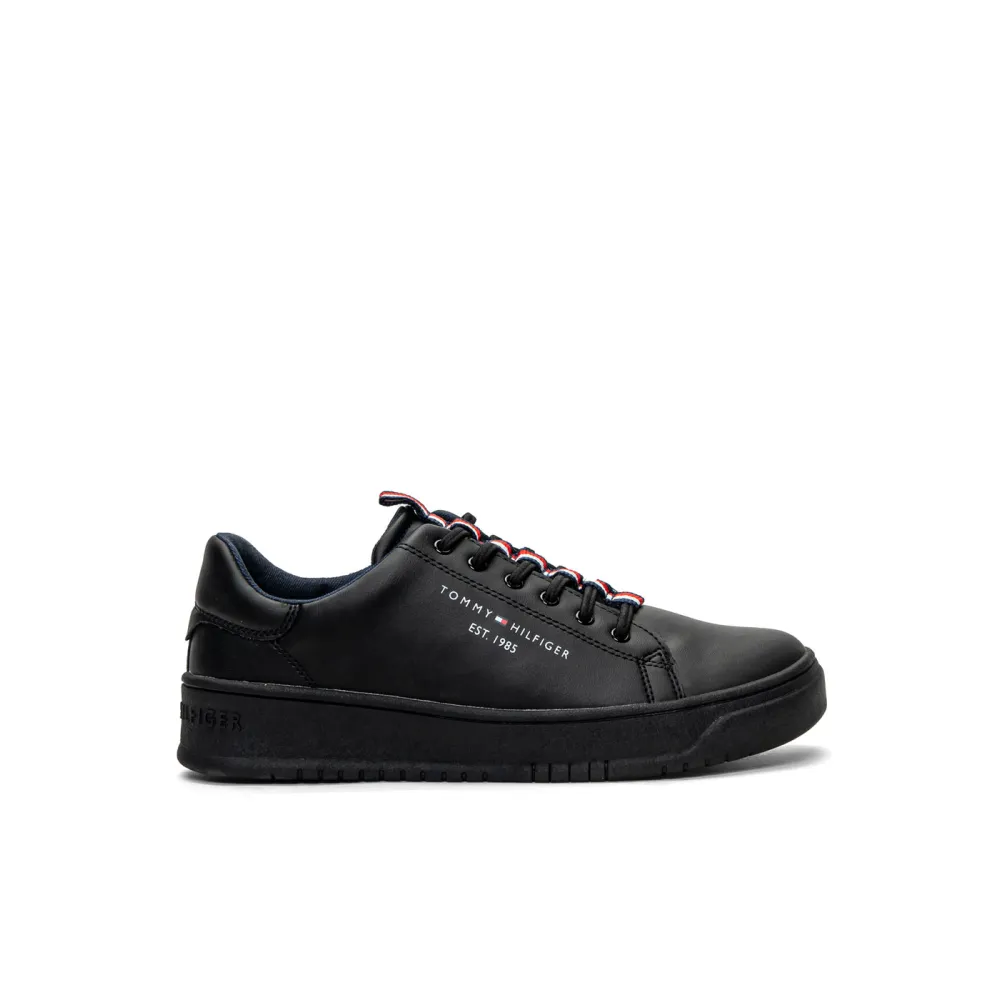 Tommy Hilfiger Low T3B4-32052-0193999 / schwarz