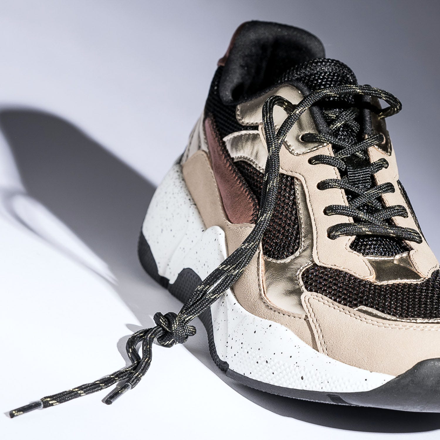 Sneakers Dad Shoes TEXTO beige, or, noir, cuivre