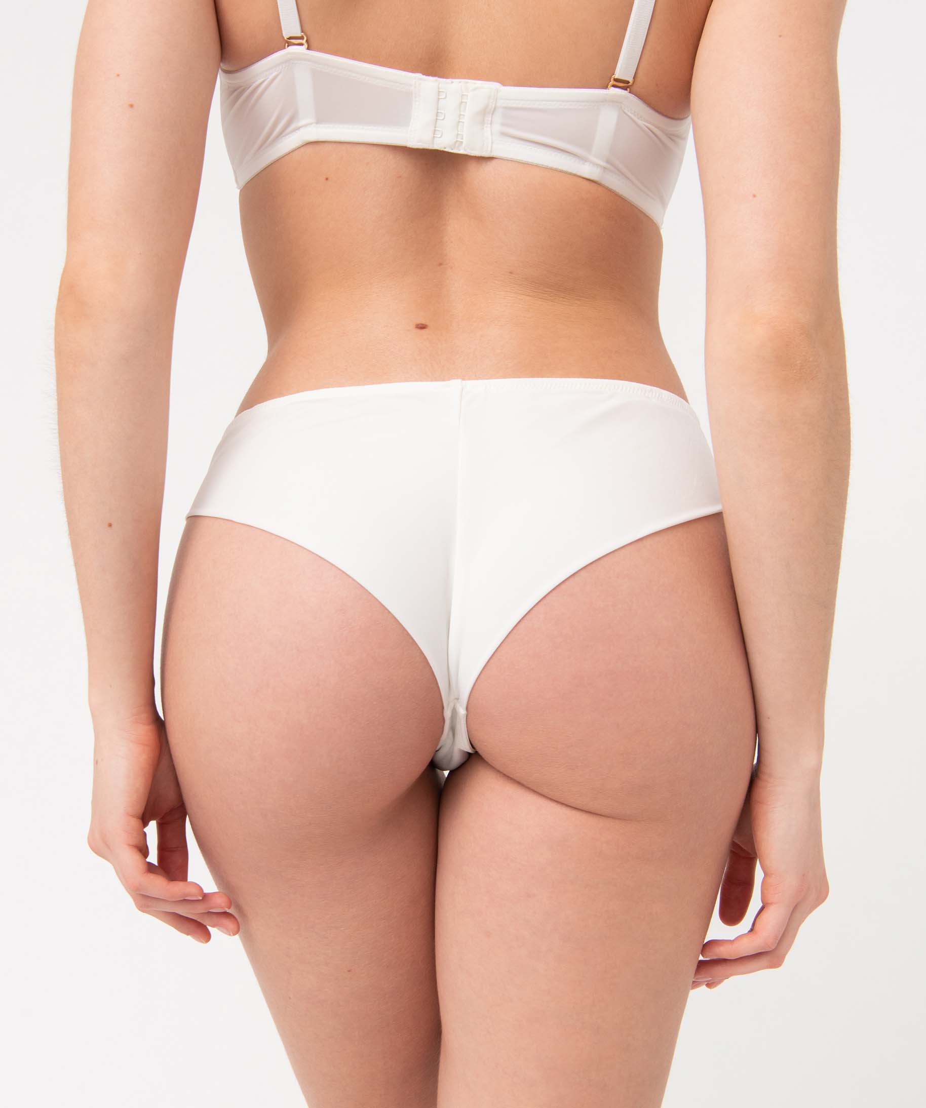 Tanga femme en microfibre et dentelle blanc | GEMO