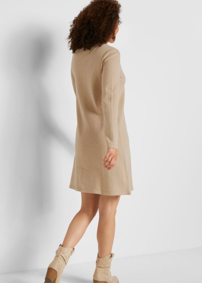 Basic Strickkleid mit recycelter Baumwolle