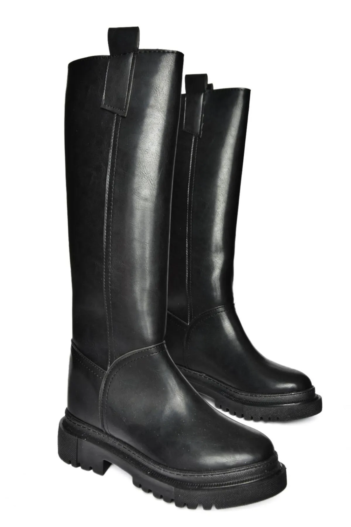 Fox Shoes  Schwarze Damenstiefel mit dicker Sohle