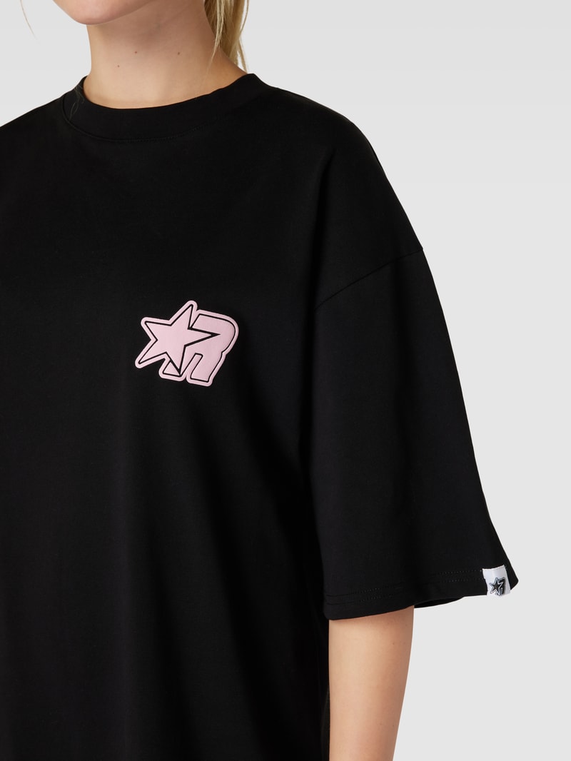 Oversized T-Shirt mit Label-Print in schwarz