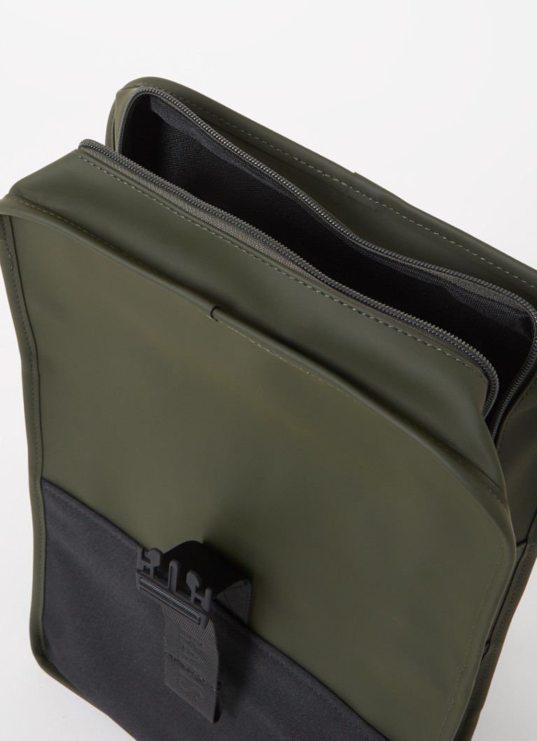 Rucsac Rains Trail cu compartiment pentru laptop de 15 inch și strat hidrofug.