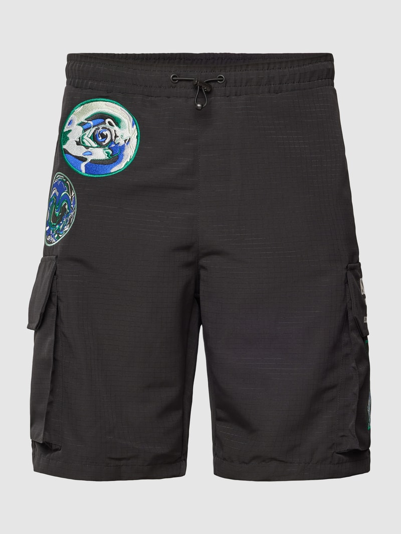 Shorts mit Cargotaschen Modell 'Retro Patched' in schwarz
