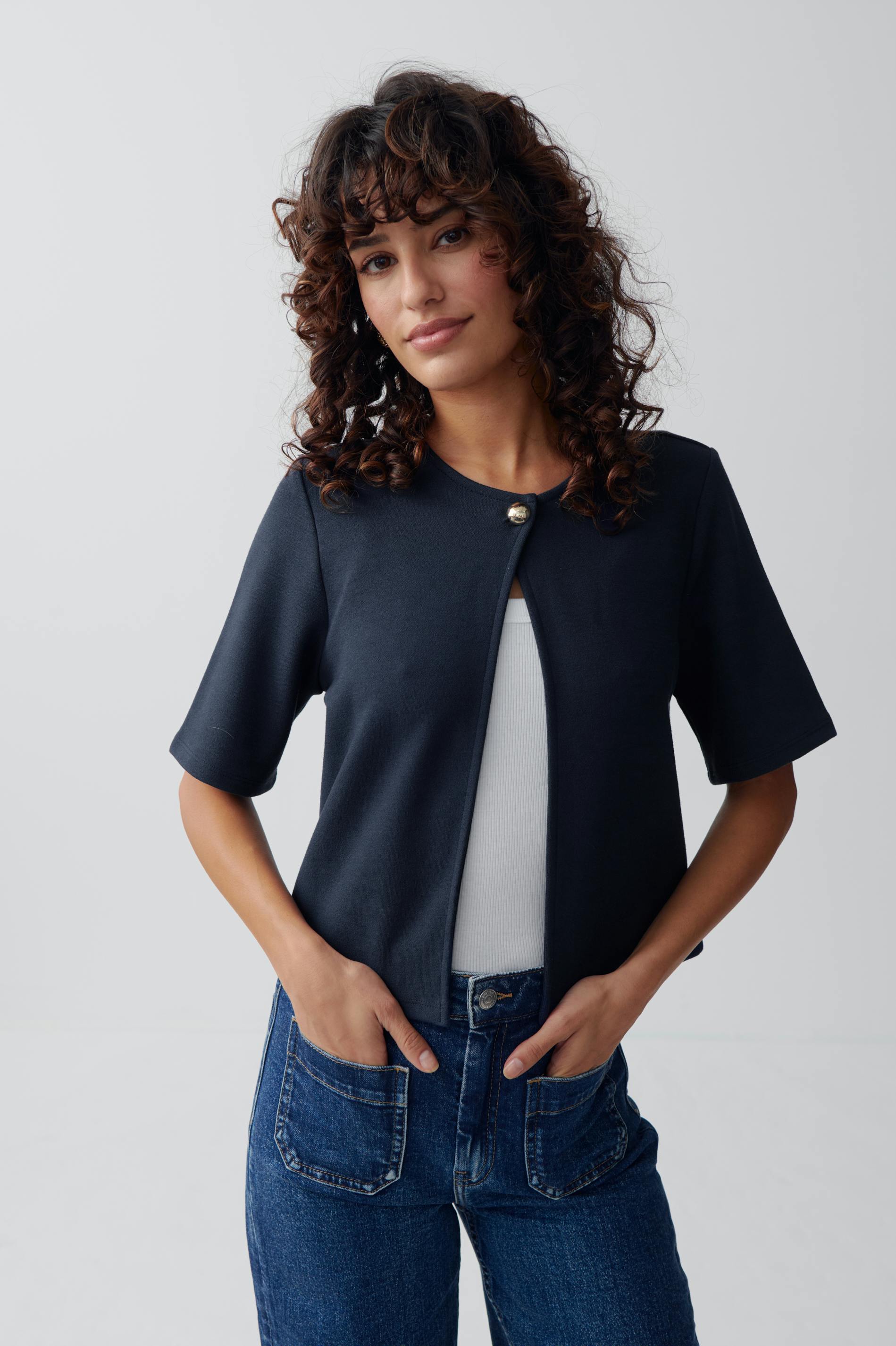 One button top