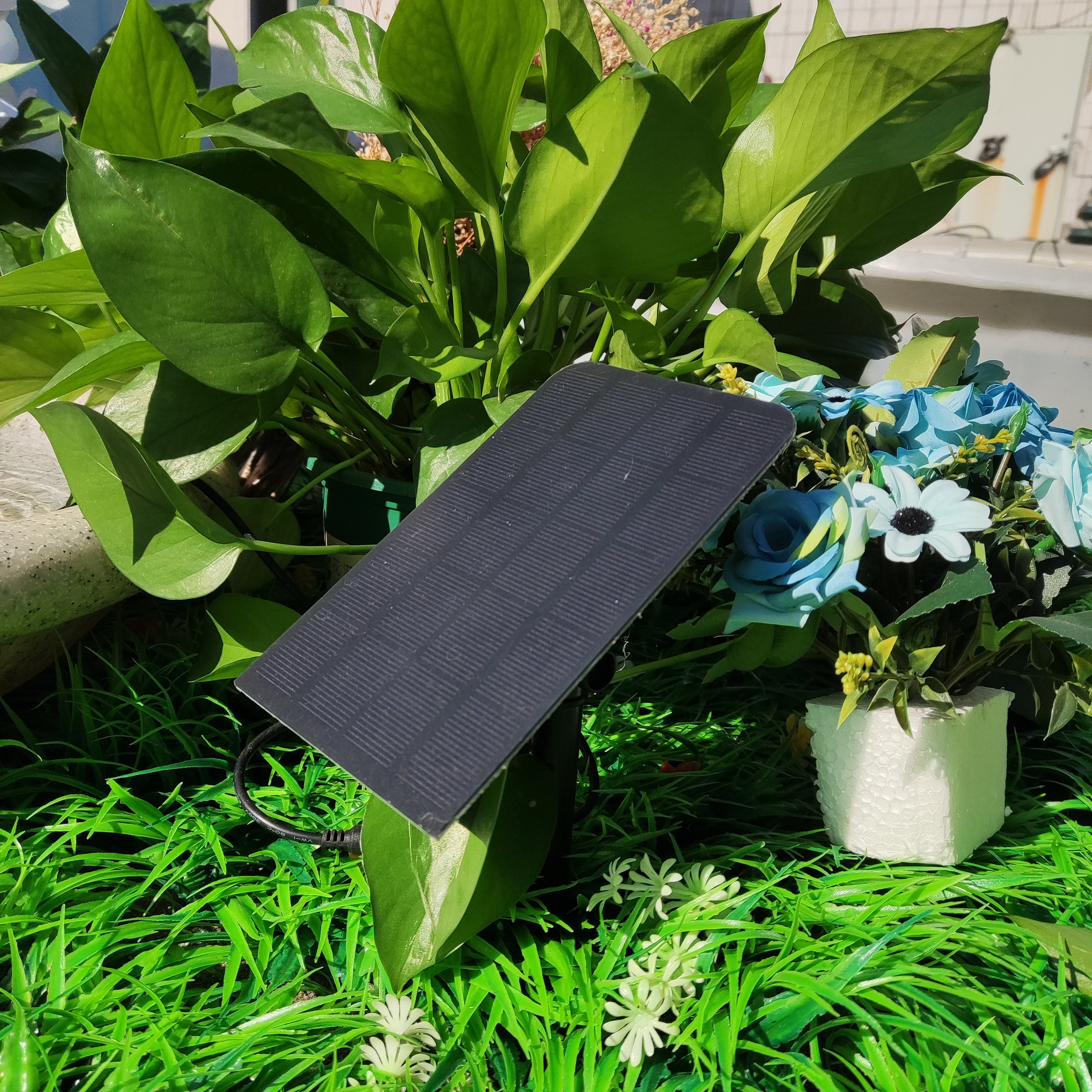 Dedom Solarpumpe Solar Teichpumpe, Garten-Wasserpumpe, kleine Teich-Brunnen, 1 Stück, Springbrunnen für den Außenbereich, Garten- und Terrassenbrunnen