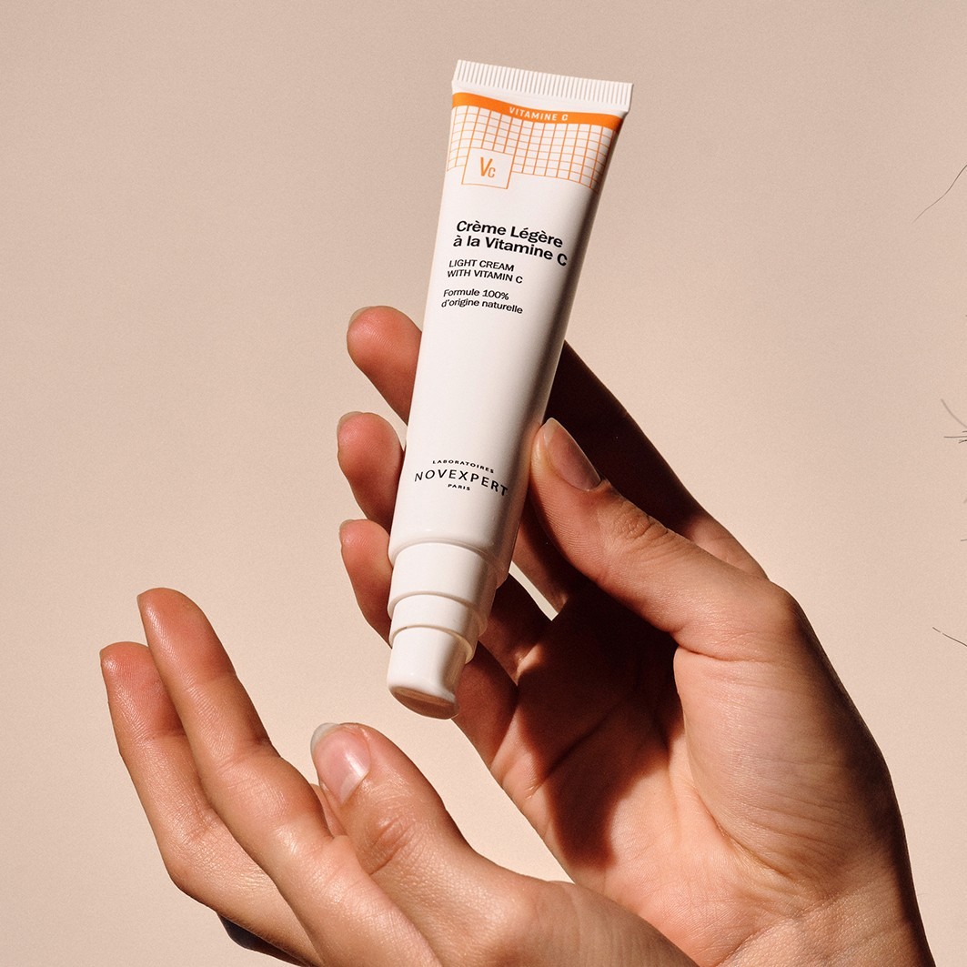 NOVEXPERT LABORATORIES Crema leggera con vitamina C