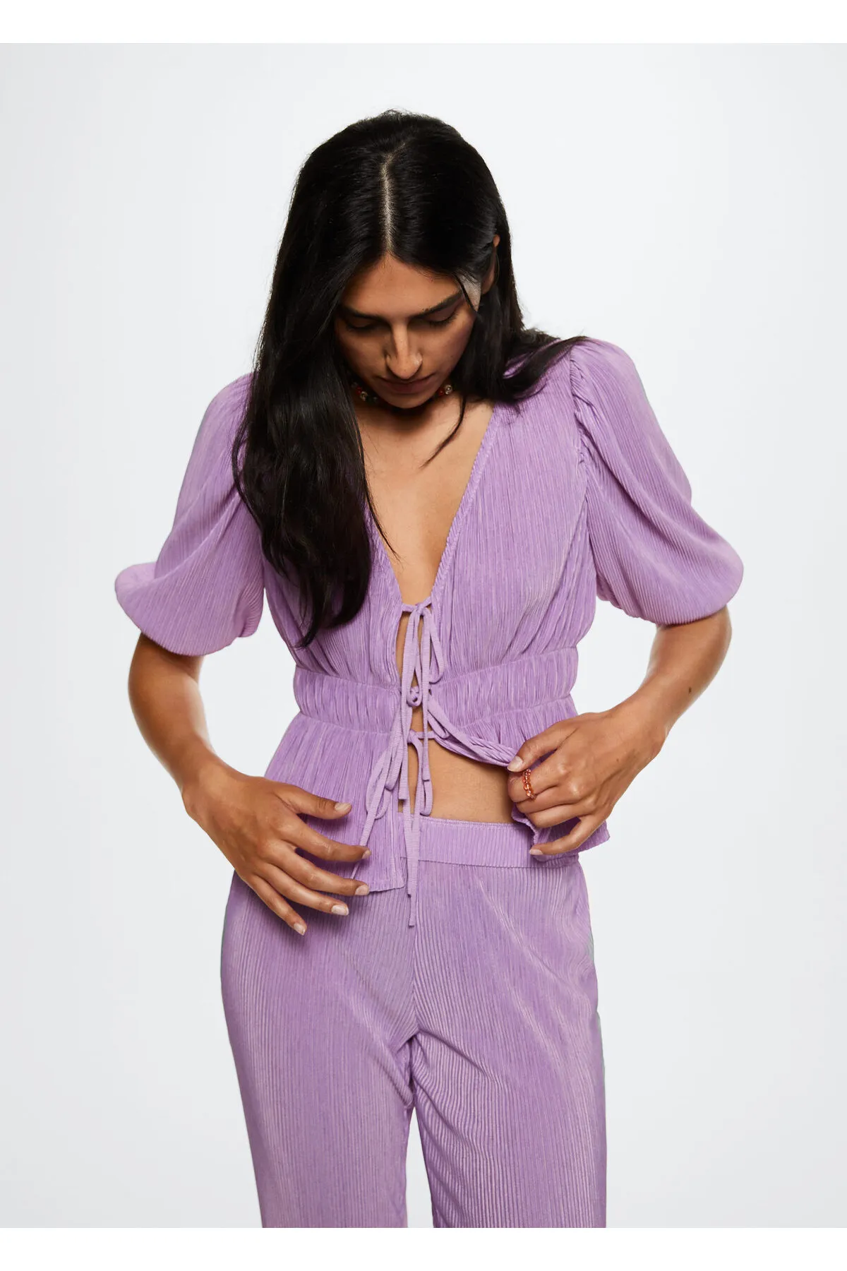 MANGO Woman  Lilafarbene Damenhose