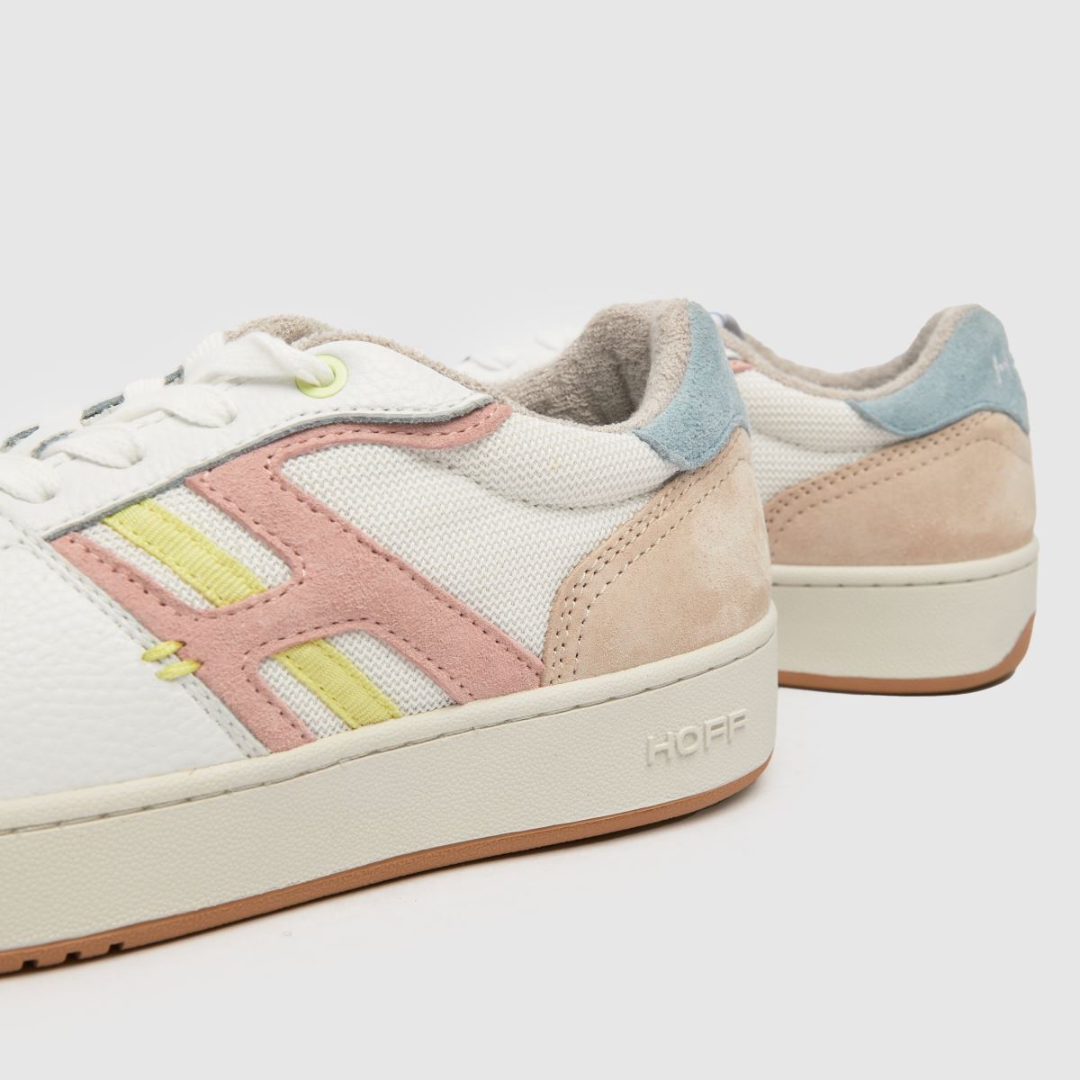 HOFF Metro Solna sneakers i vitt och rosa