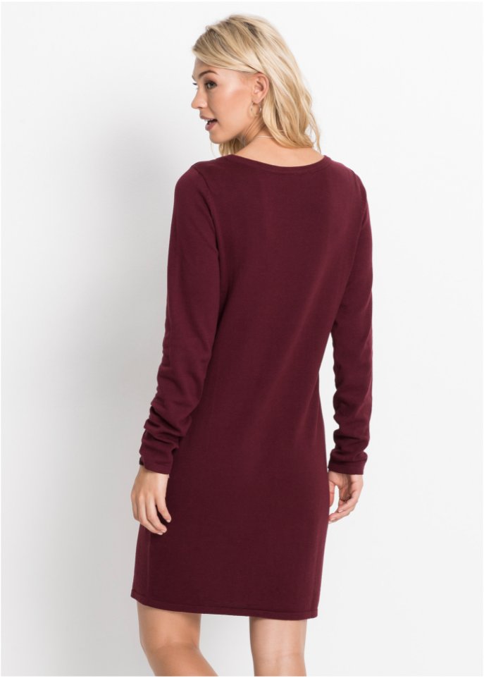 Strickkleid mit legerem Schnitt