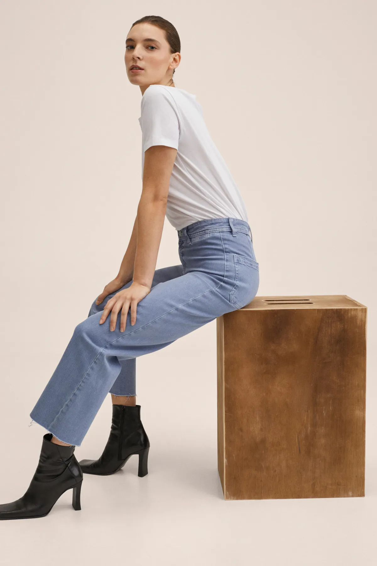 MANGO  27012880 Jeans Himmelblau