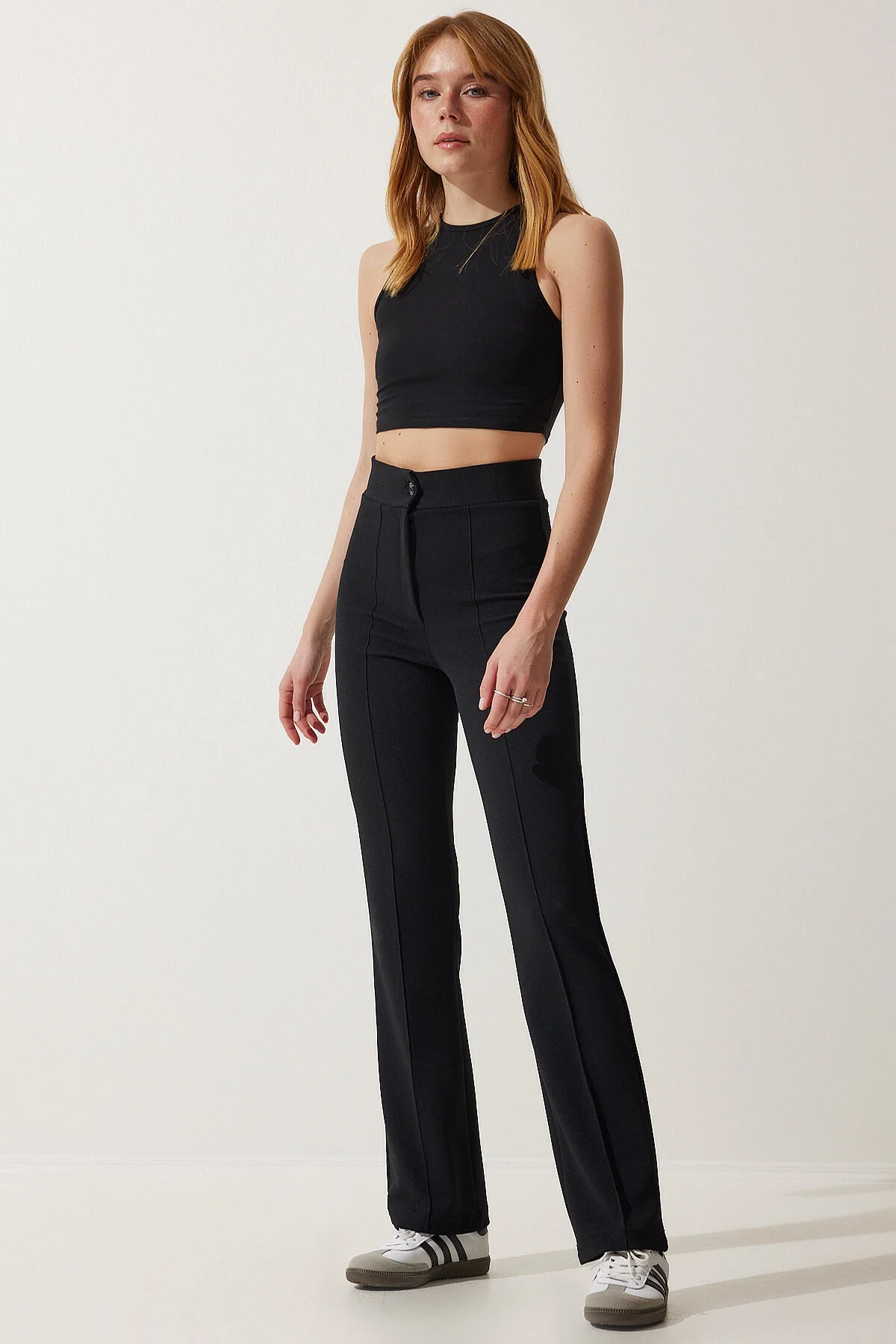 Happiness İstanbul  Schwarze bequeme Strickhose aus Lycra mit hoher Taille für Damen RV00090