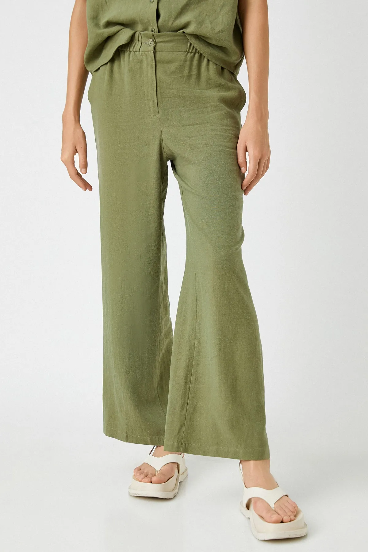 Koton  Khaki-Hose für Damen 2SAK40002PW