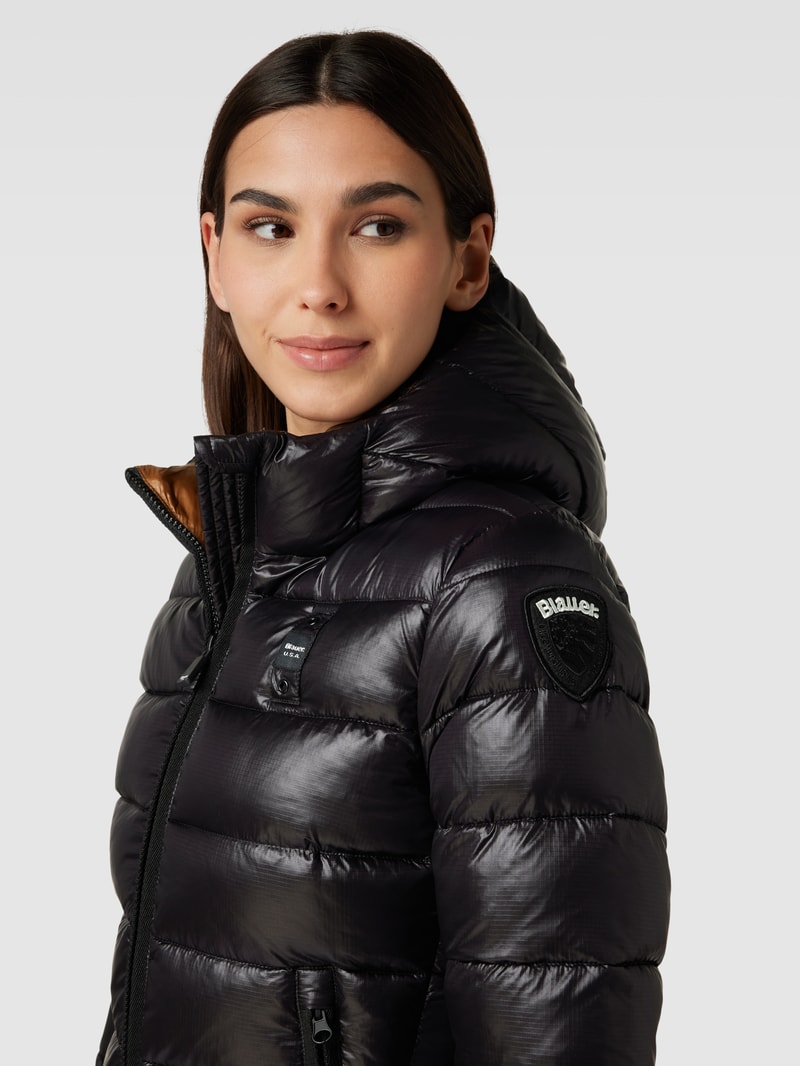 Steppjacke mit Stehkragen in schwarz
