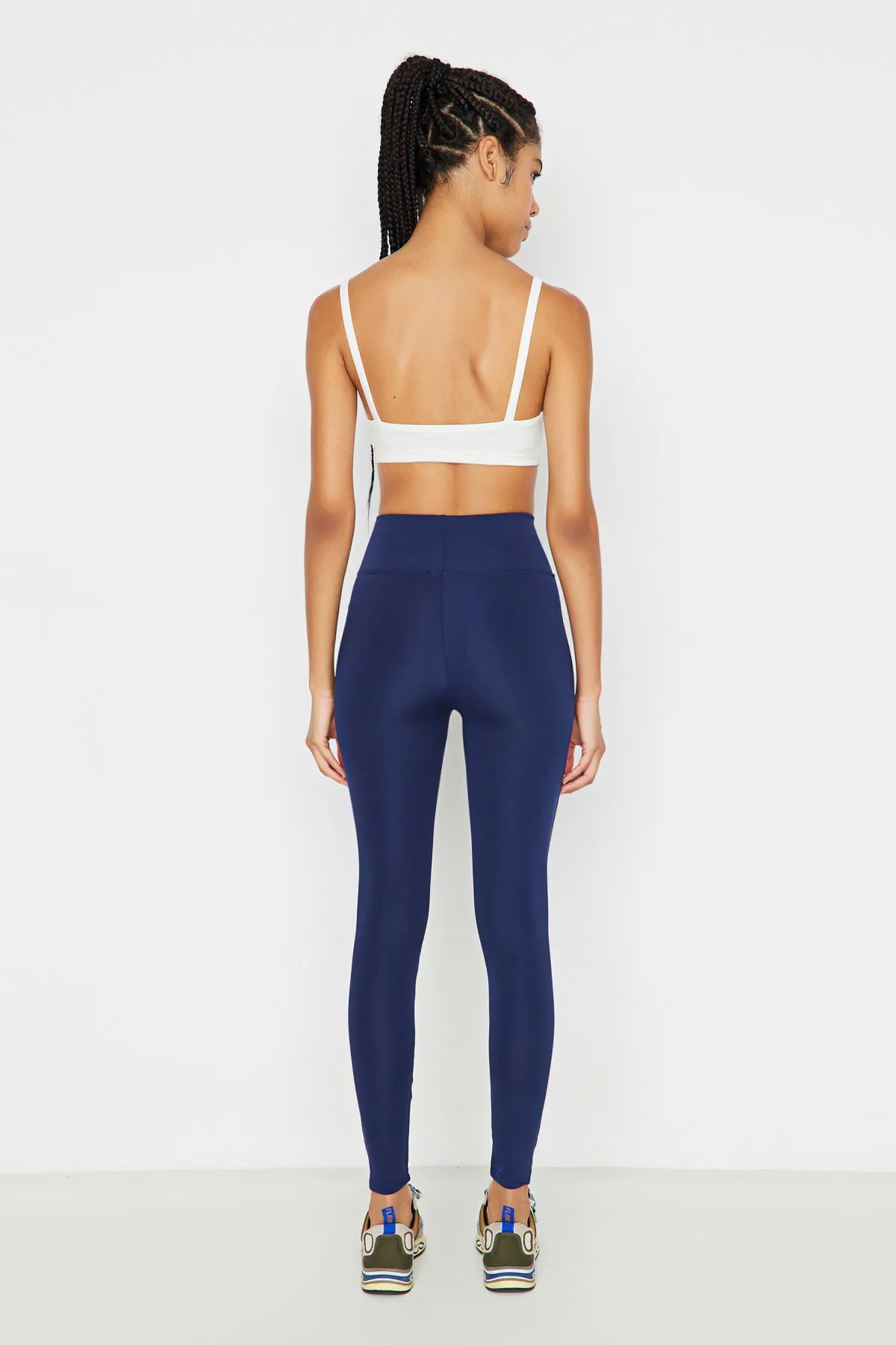 Trendyol Collection  Marineblaue gestrickte Sportstrumpfhose mit breiter Taille und extra Erholung in voller Länge TWOAW21TA0029