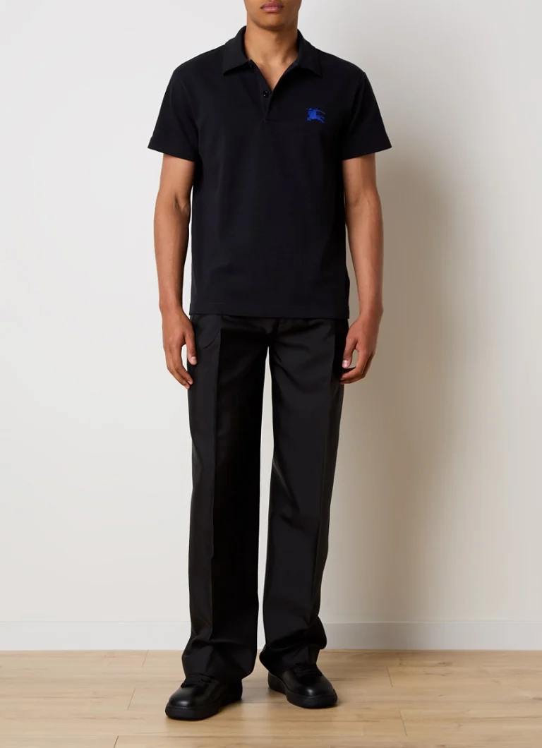 Polo Burberry de corte regular em algodão piqué com bordado do logotipo.