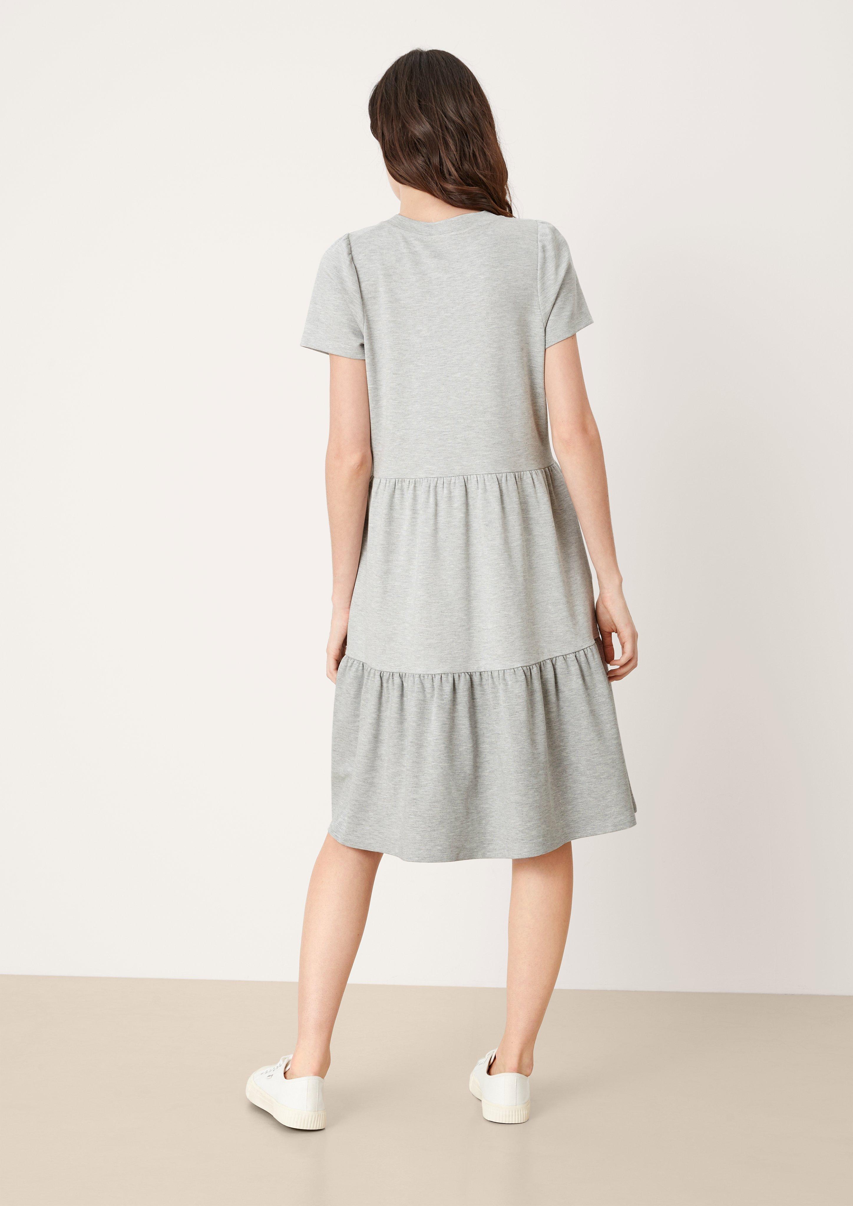Kleid aus Viskosemix  2125129-9400