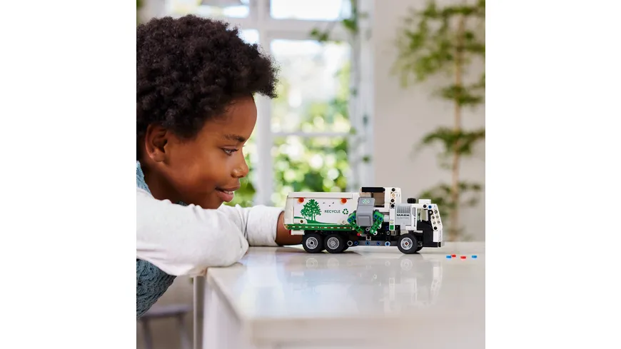LEGO Technic 42167 Mack LR Electric Müllwagen Set, LKW-Spielzeug