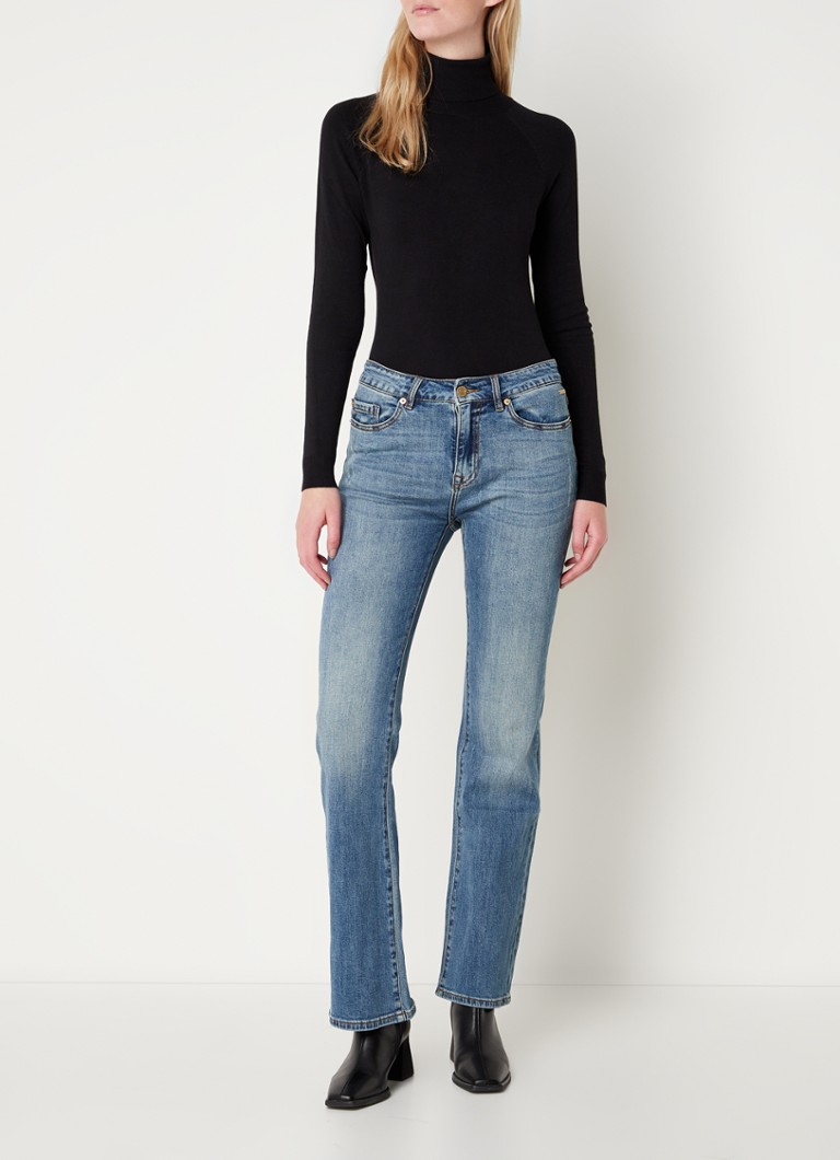 Jeans svasati a vita alta Summum Lucca, con finitura slavata ed elasticizzati.