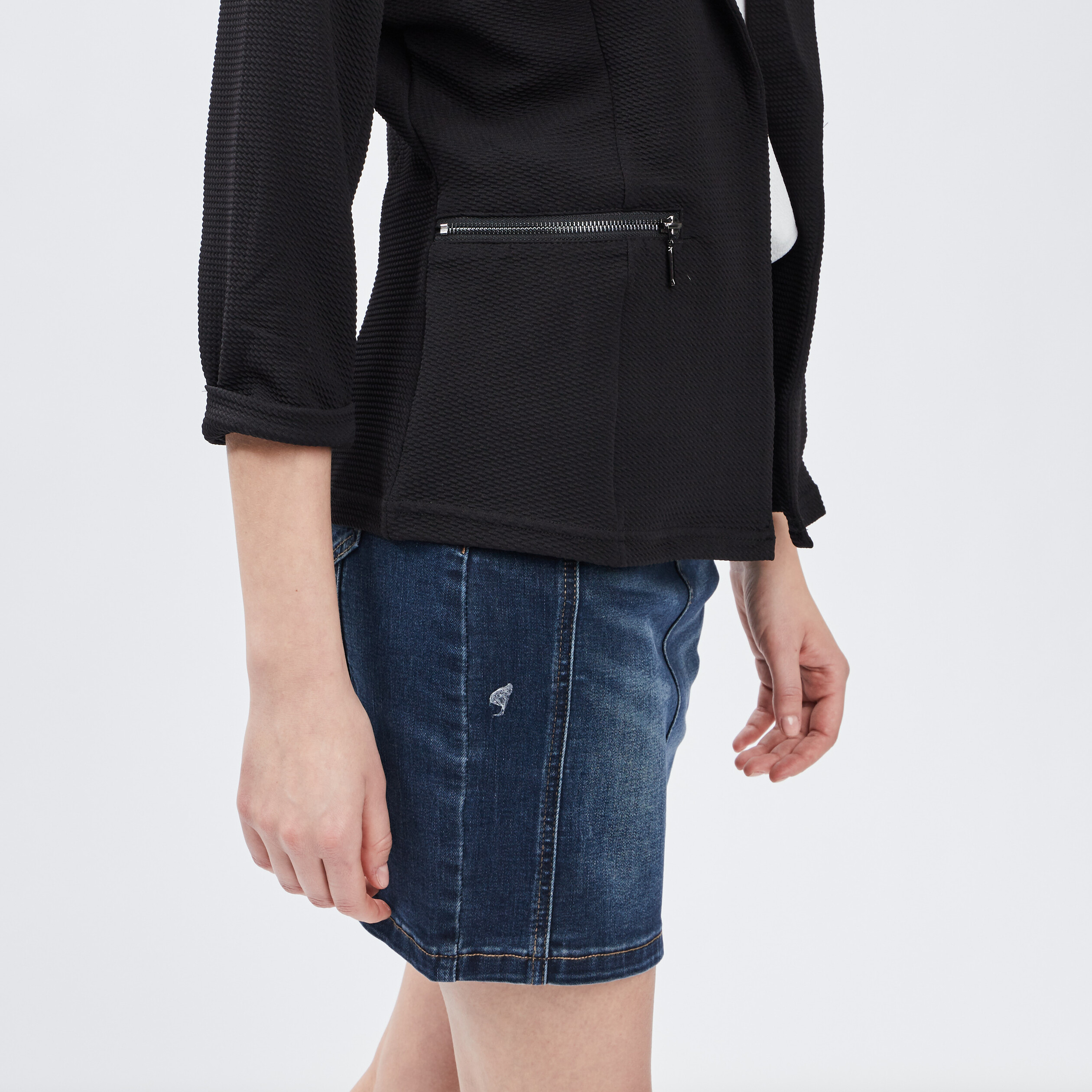 Veste courte droite manches 3 4 noir femme | La Halle