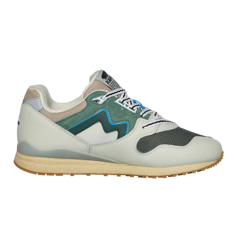 Karhu Synchron Classic F802685 / weiss
