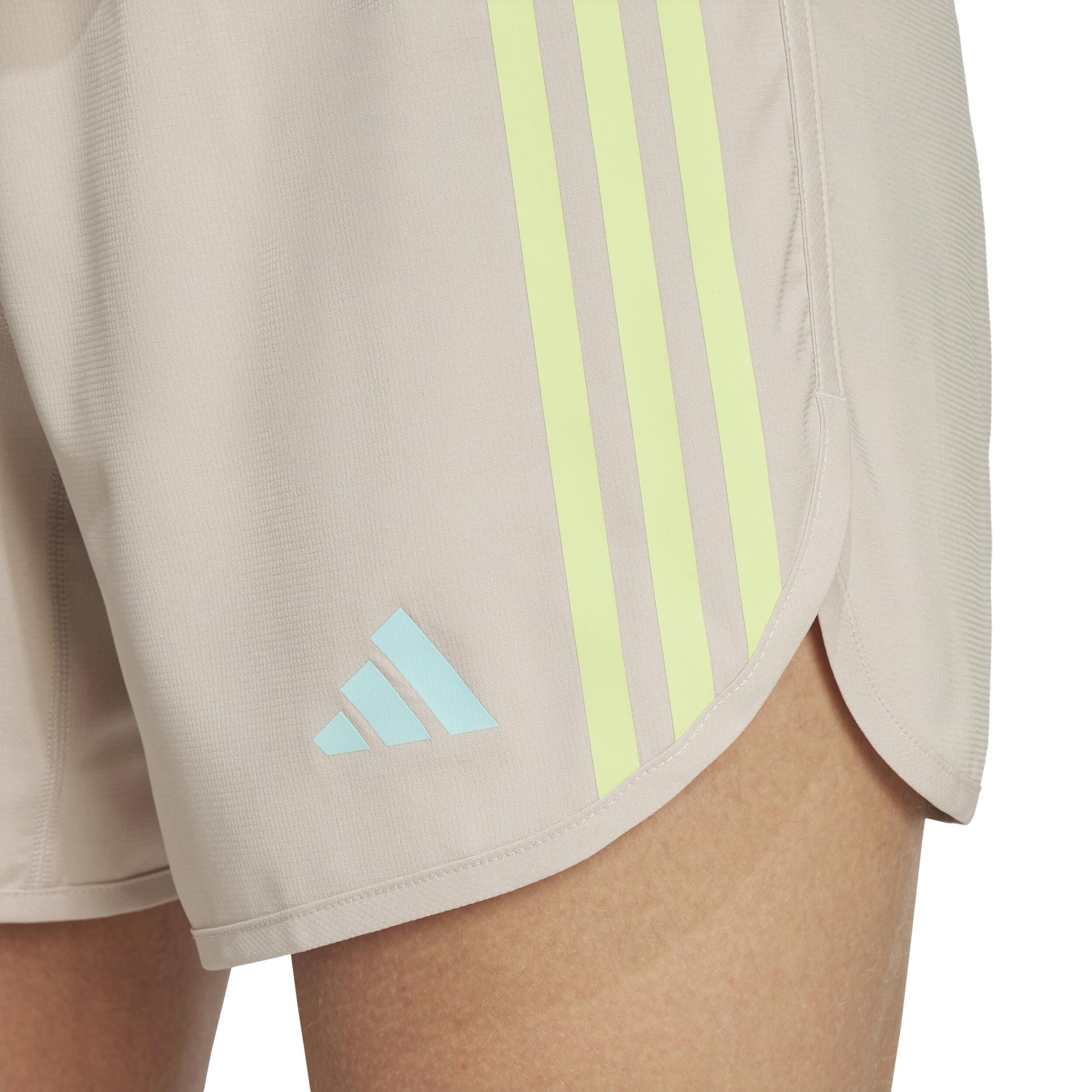 Own The Run 3S Laufshorts Herren - Beige