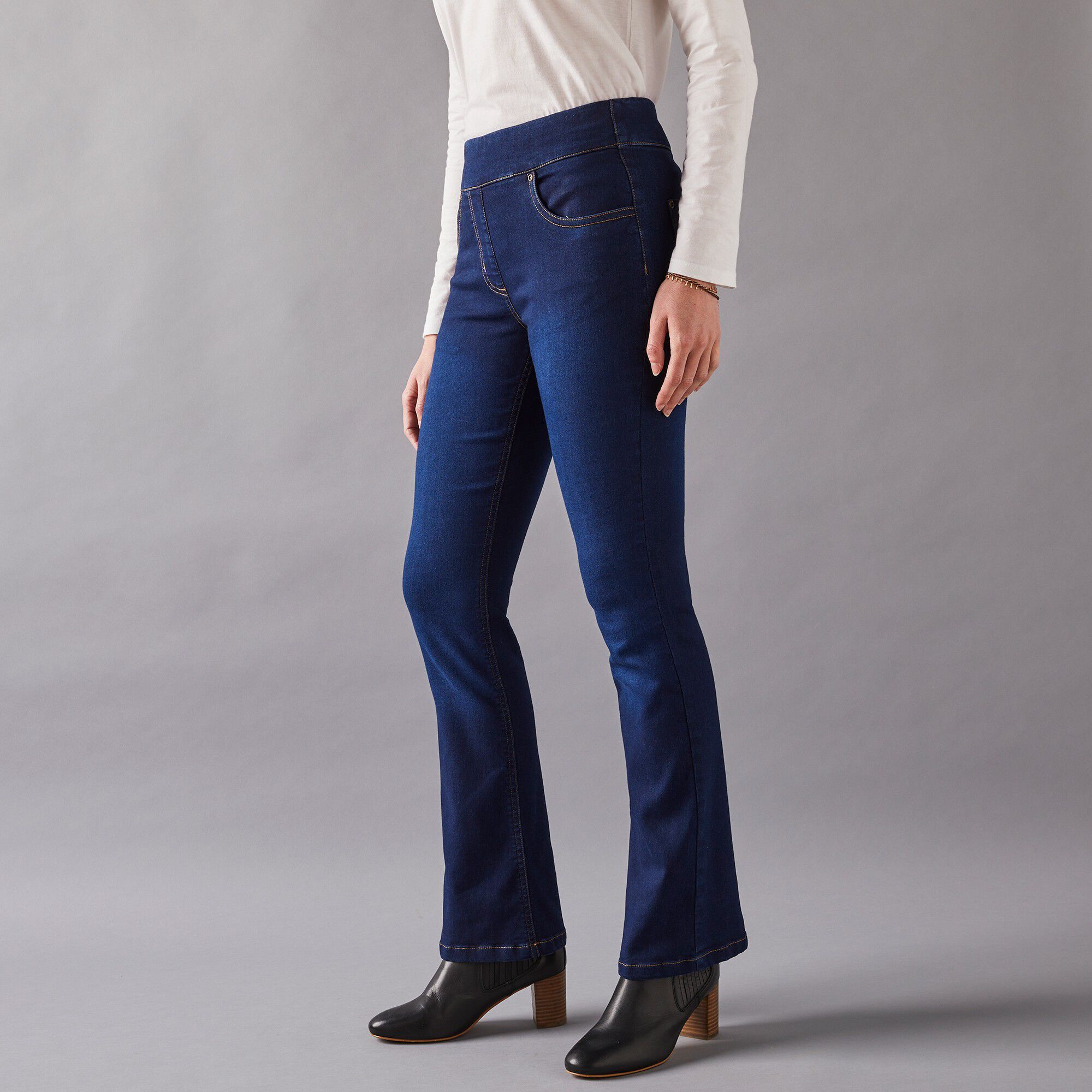 Jean bootcut ultra confort, maille effet denim, petite stature