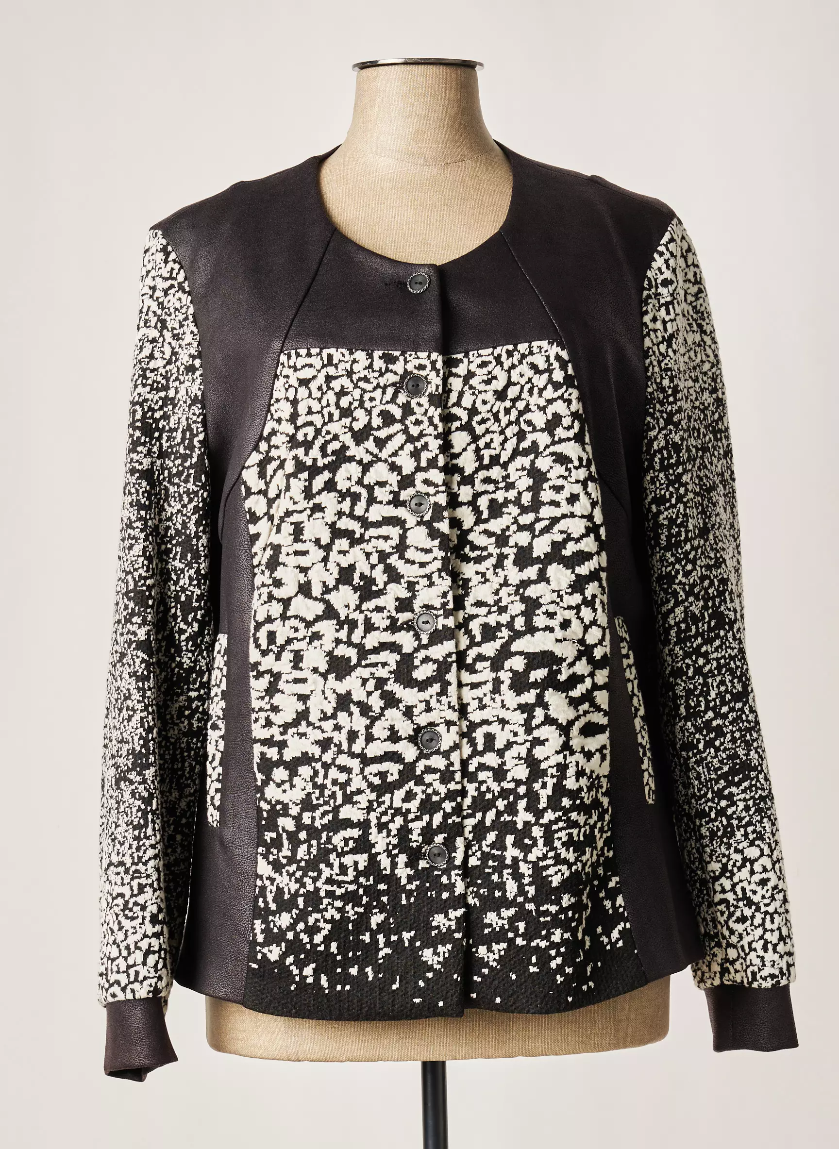 Guy Dubouis Vestecasual Femme couleur noir
