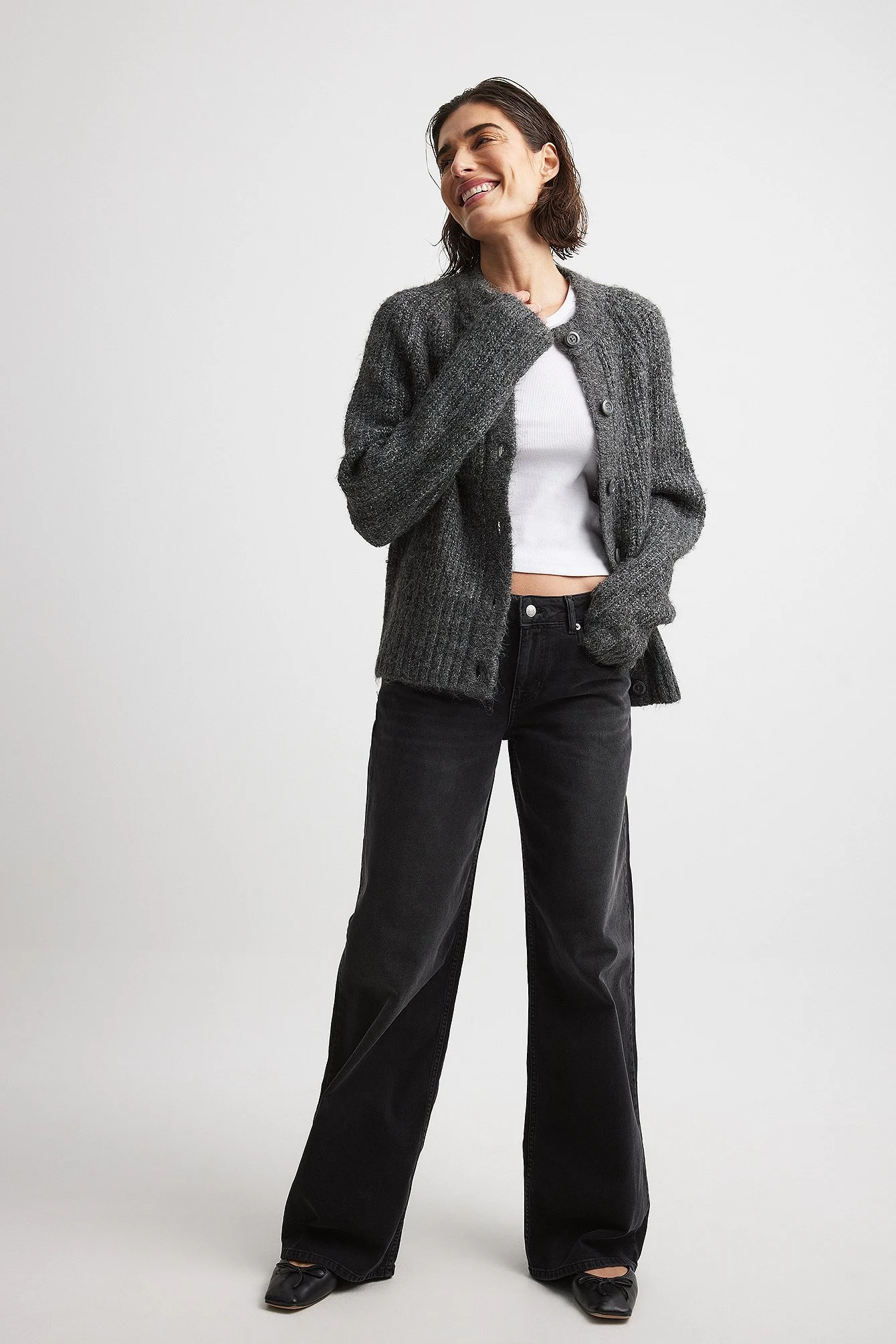 Weite Jeans mit tiefer Taille