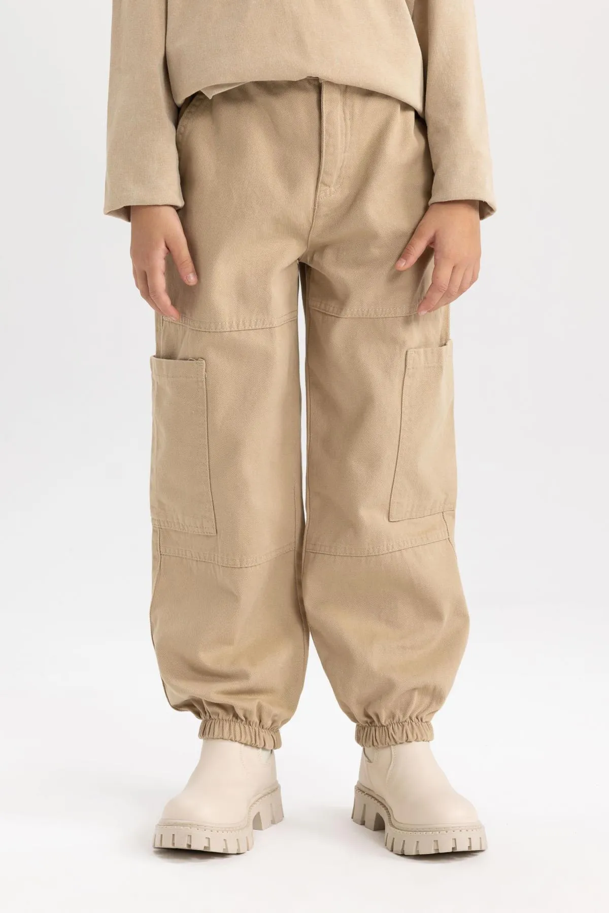 DeFacto  Mädchenhose aus Fallschirm-Gabardine