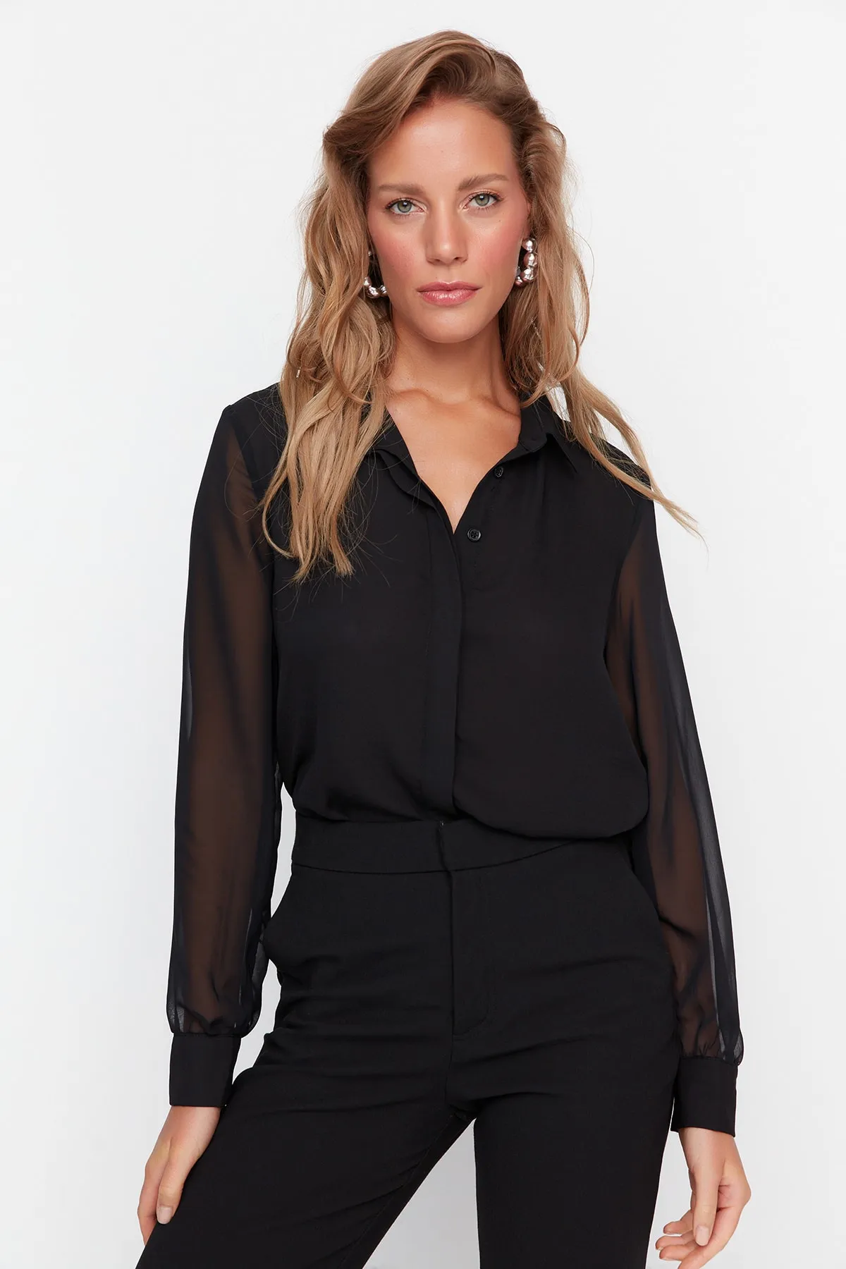 Trendyol Collection  Transparentes schwarzes Webhemd - Regular Fit, TWOAW20GO0116