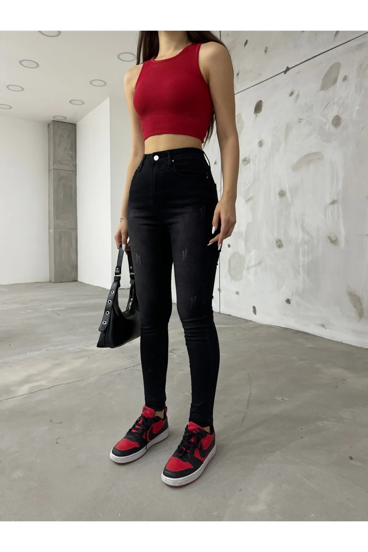BİKELİFE  Schwarze Lycra-Jeanshose mit hoher Taille und Nageldetail